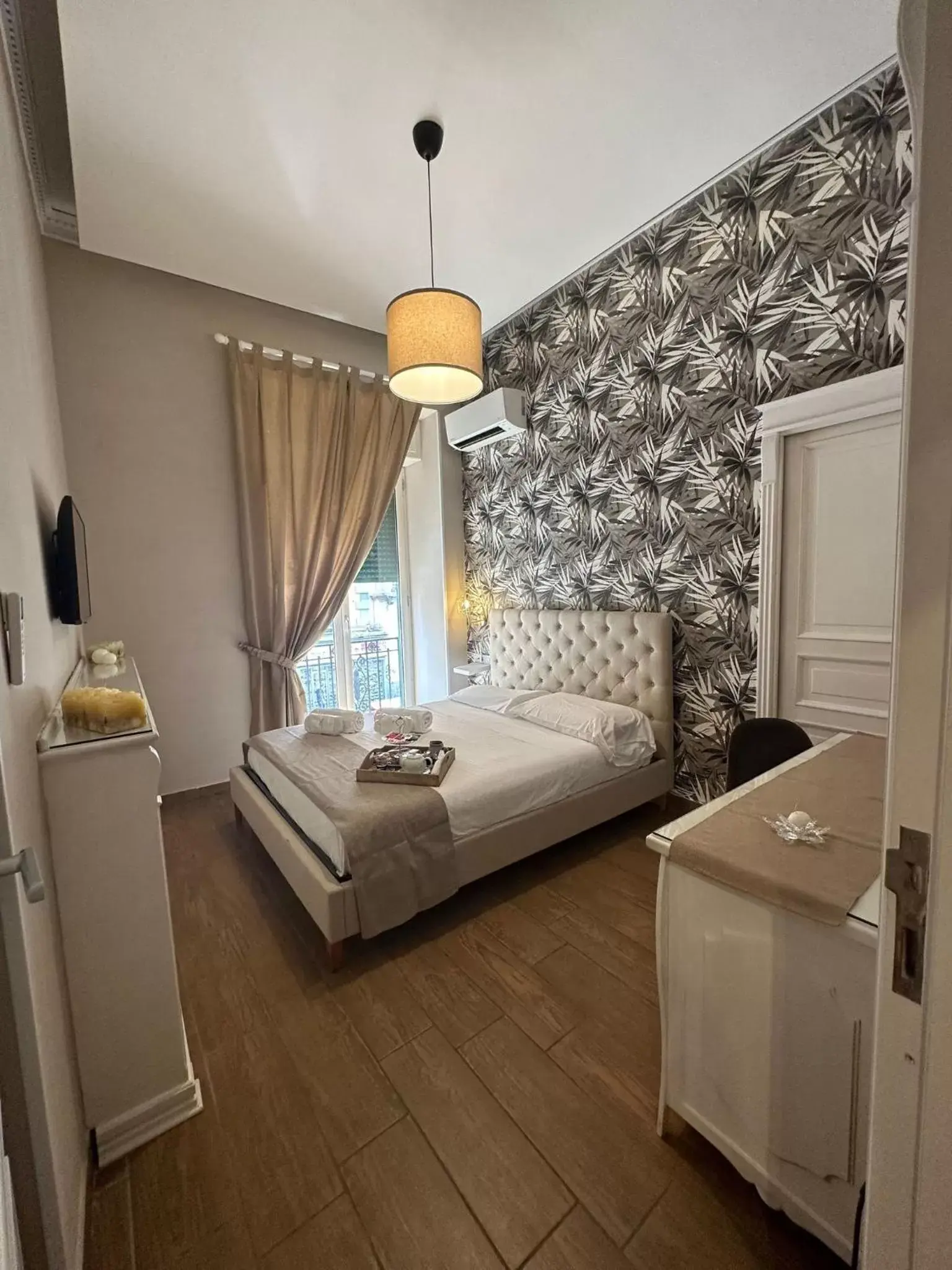 Bed in B&B Partenopeo Bed in B&B Partenopeo