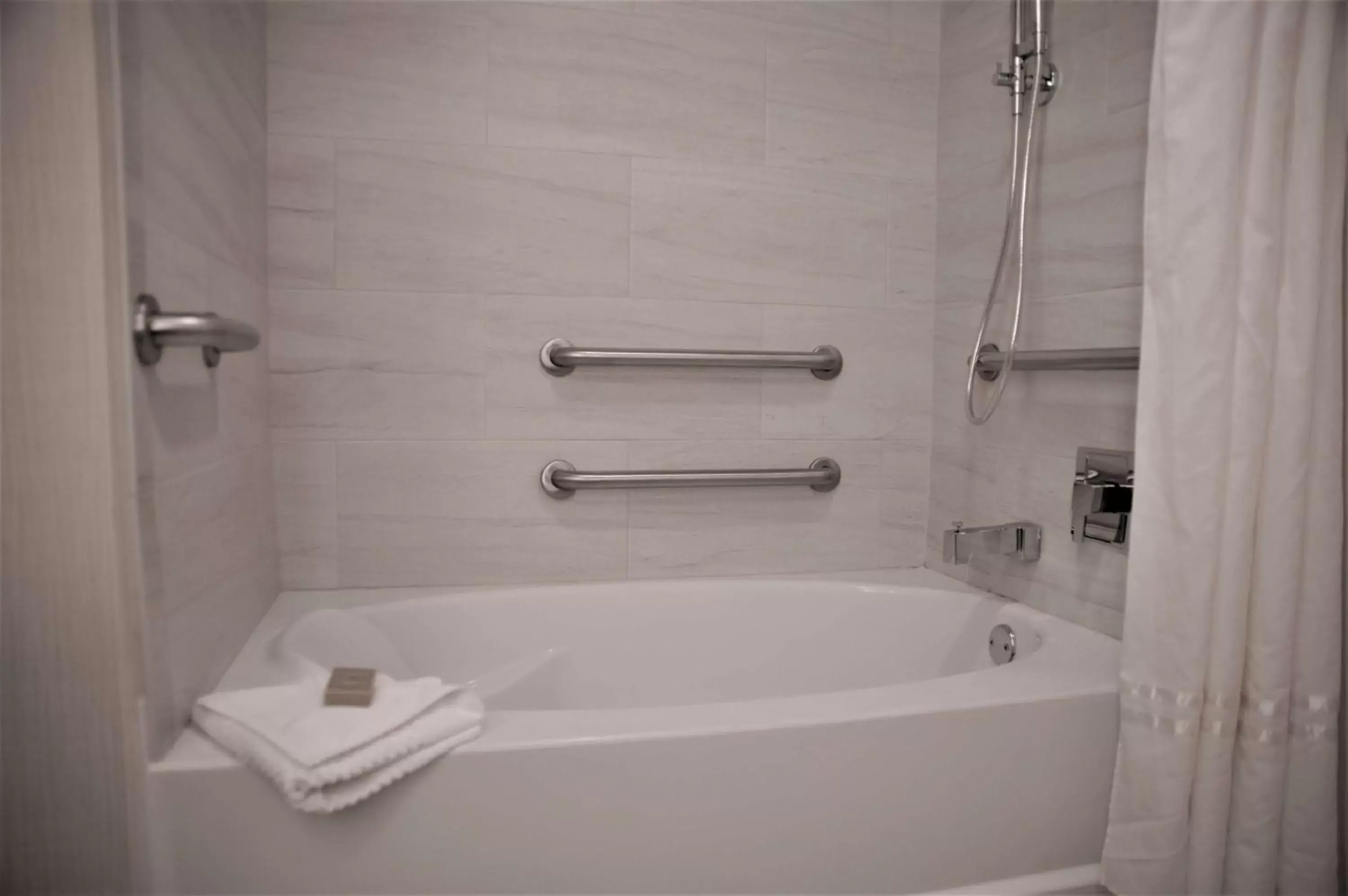 Queen Room with Two Queen Beds and Balcony - Mobility/Hearing Accessible in DoubleTree by Hilton Denver Tech Queen Room with Two Queen Beds and Balcony - Mobility/Hearing Accessible in DoubleTree by Hilton Denver Tech