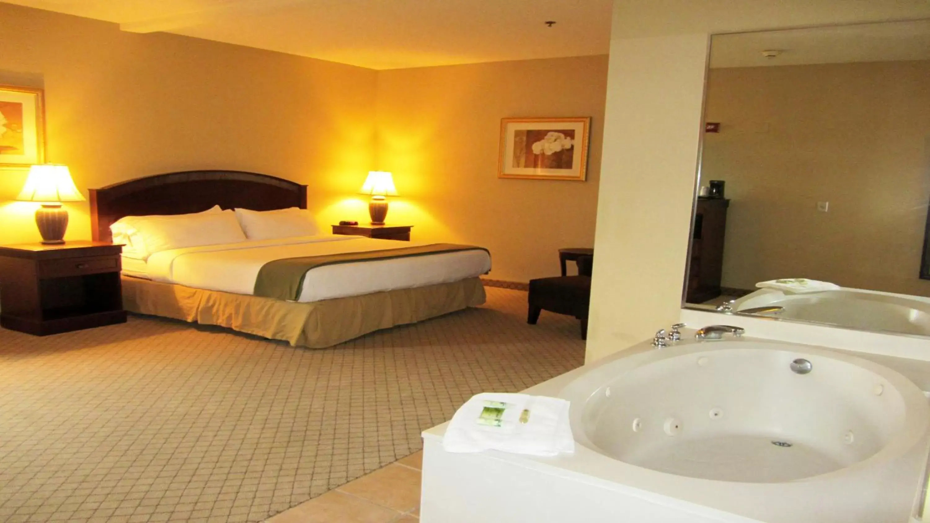 Holiday Inn Express Fairfield by IHG Holiday Inn Express Fairfield by IHG