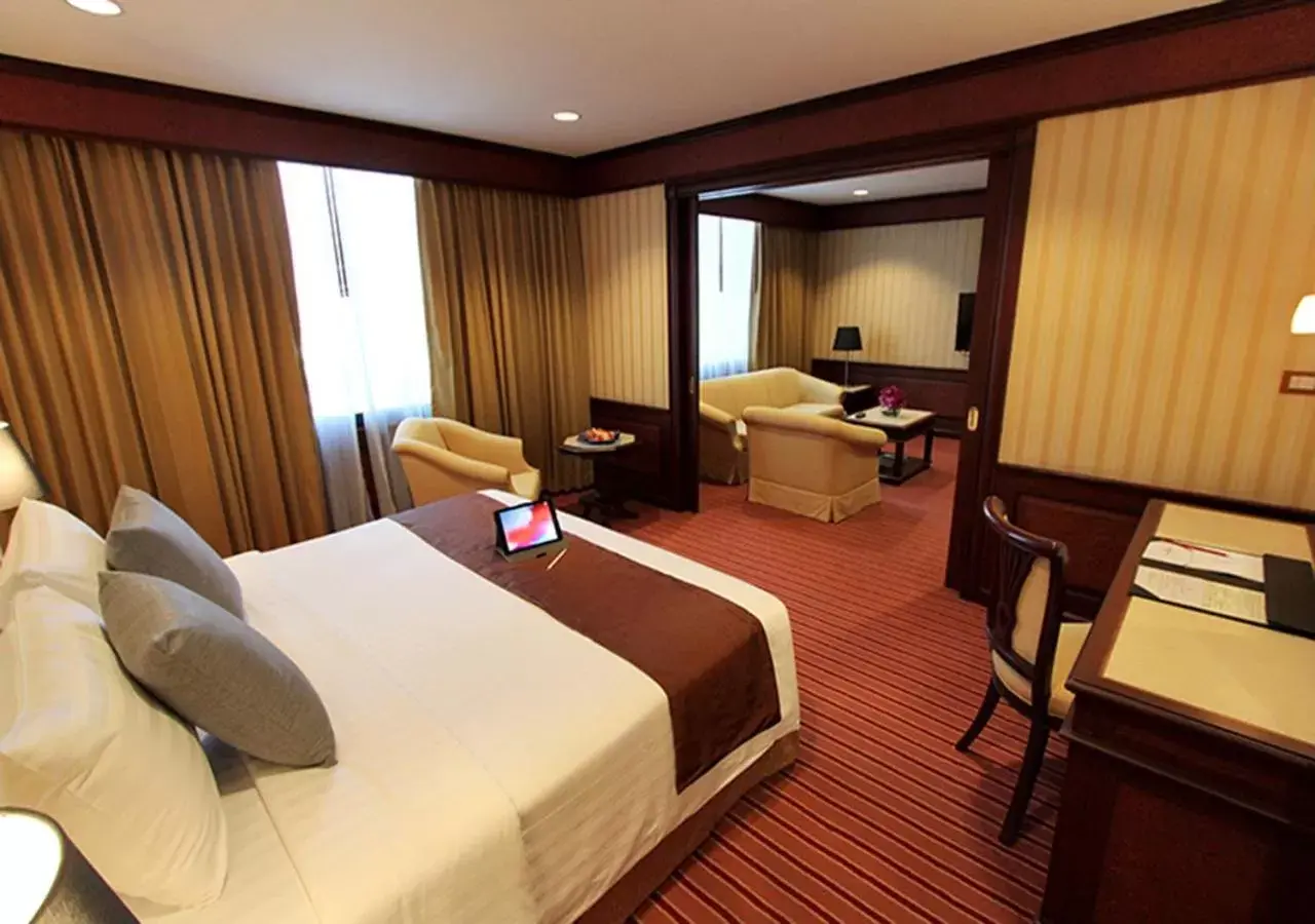 Executive Suite in Grand Tower Inn Rama 6 - SHA Extra Plus Executive Suite in Grand Tower Inn Rama 6 - SHA Extra Plus