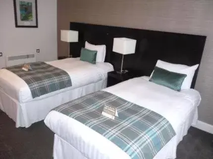 Twin Room in The Golden Acorn Wetherspoon Twin Room in The Golden Acorn Wetherspoon