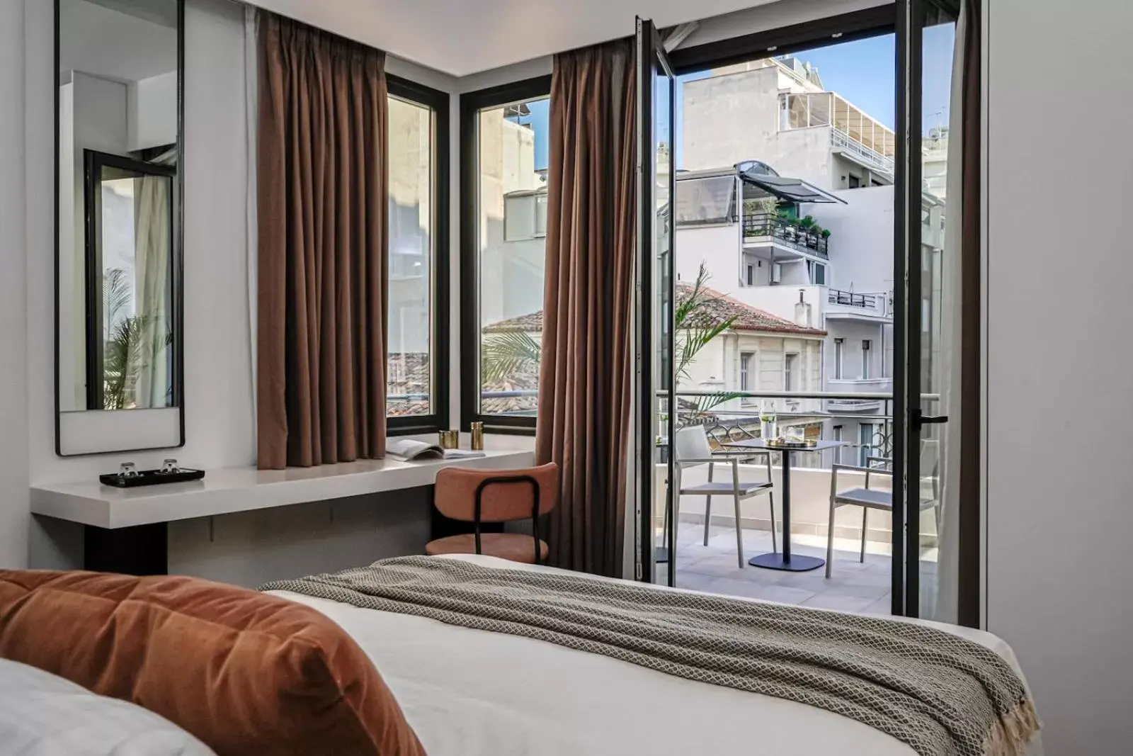 The Marblous Athens The Marblous Athens