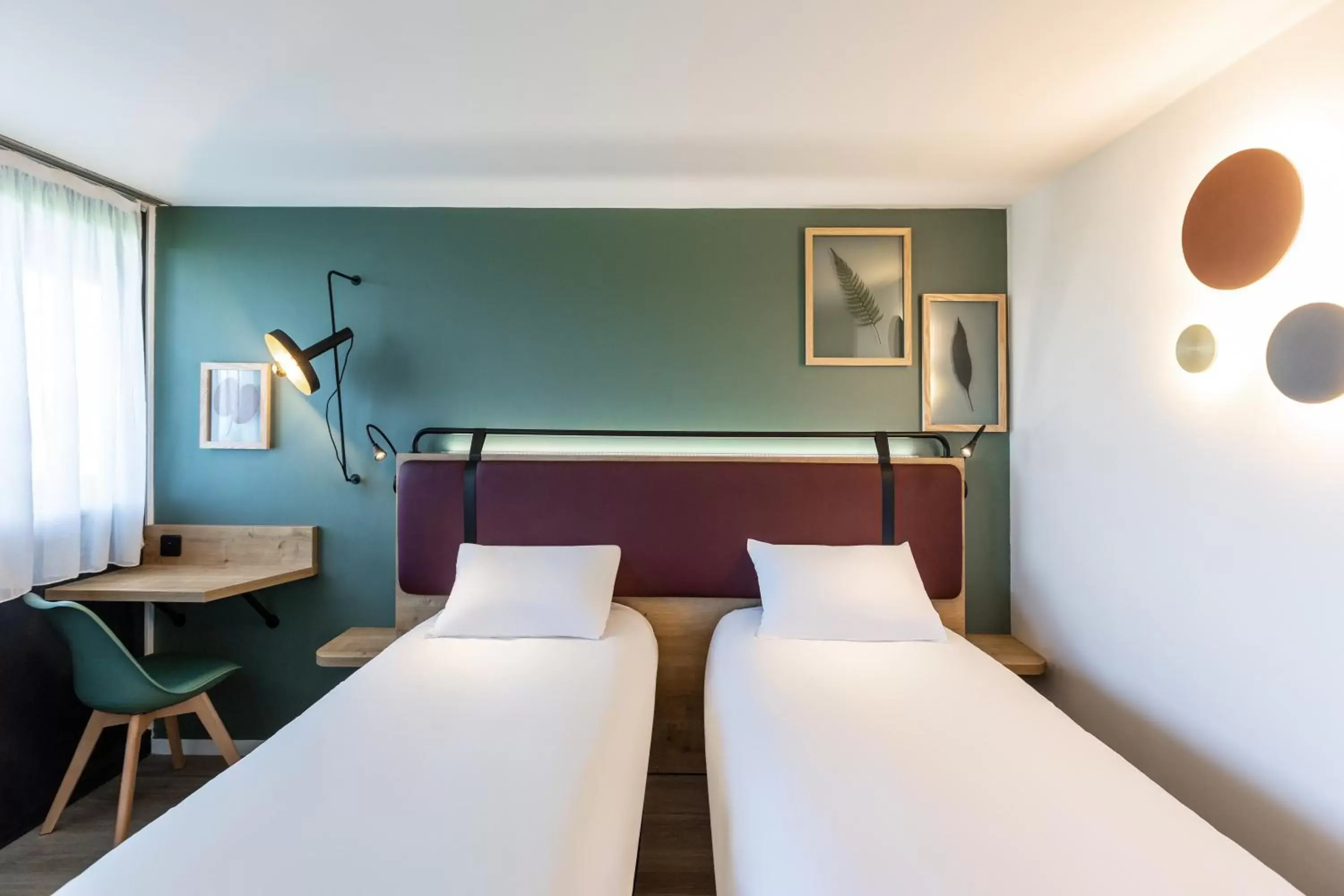 Twin Room in Campanile La Rochelle Nord - Puilboreau Chagnolet Twin Room in Campanile La Rochelle Nord - Puilboreau Chagnolet