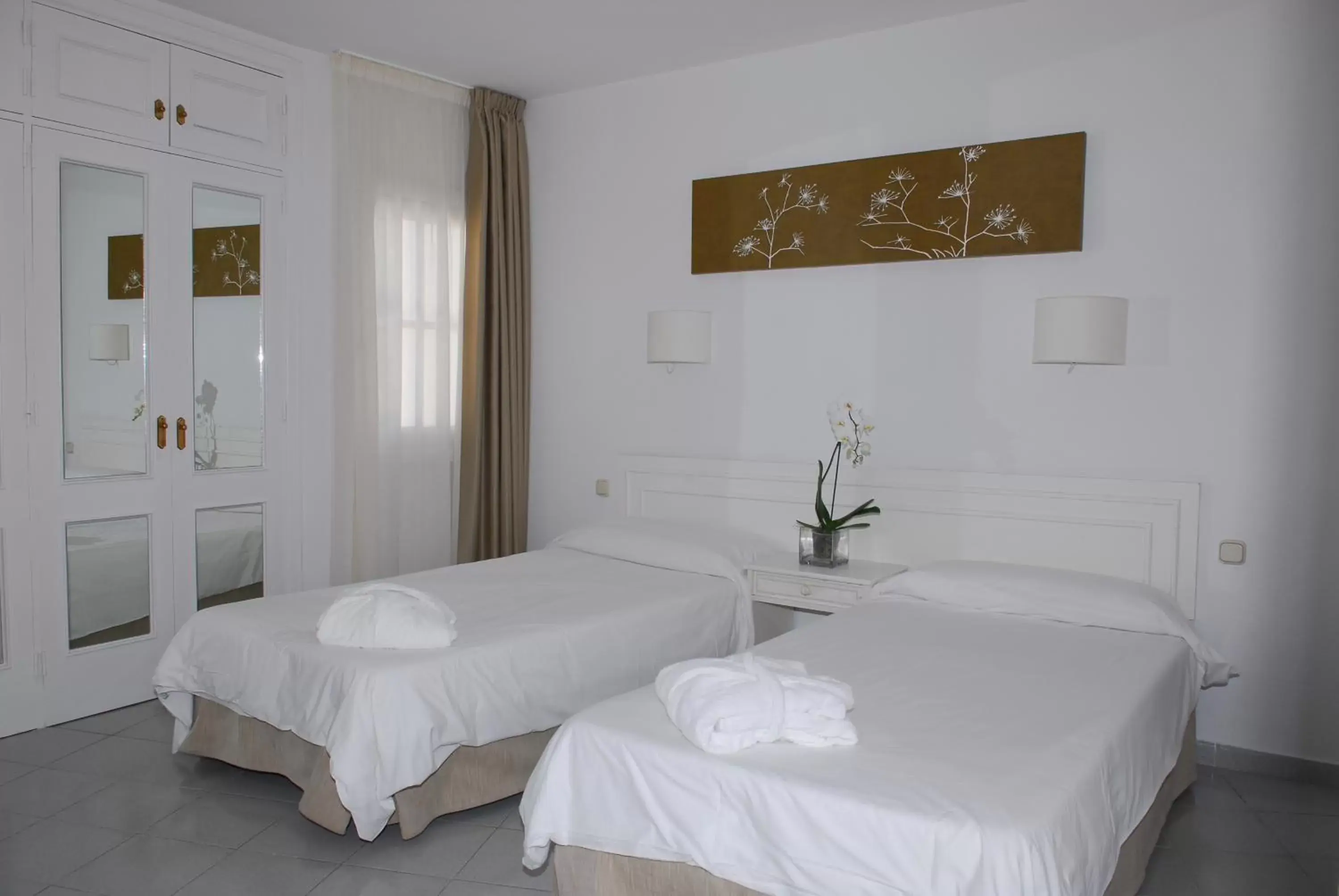 One-Bedroom Apartment - Ground Floor in Lagos de Fañabé Beach Resort One-Bedroom Apartment - Ground Floor in Lagos de Fañabé Beach Resort