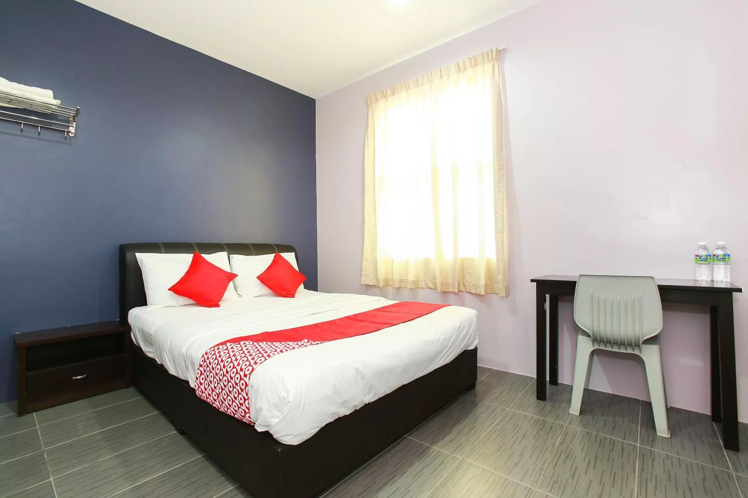 Deluxe Double Room in OYO 89332 De Hotel Deluxe Double Room in OYO 89332 De Hotel