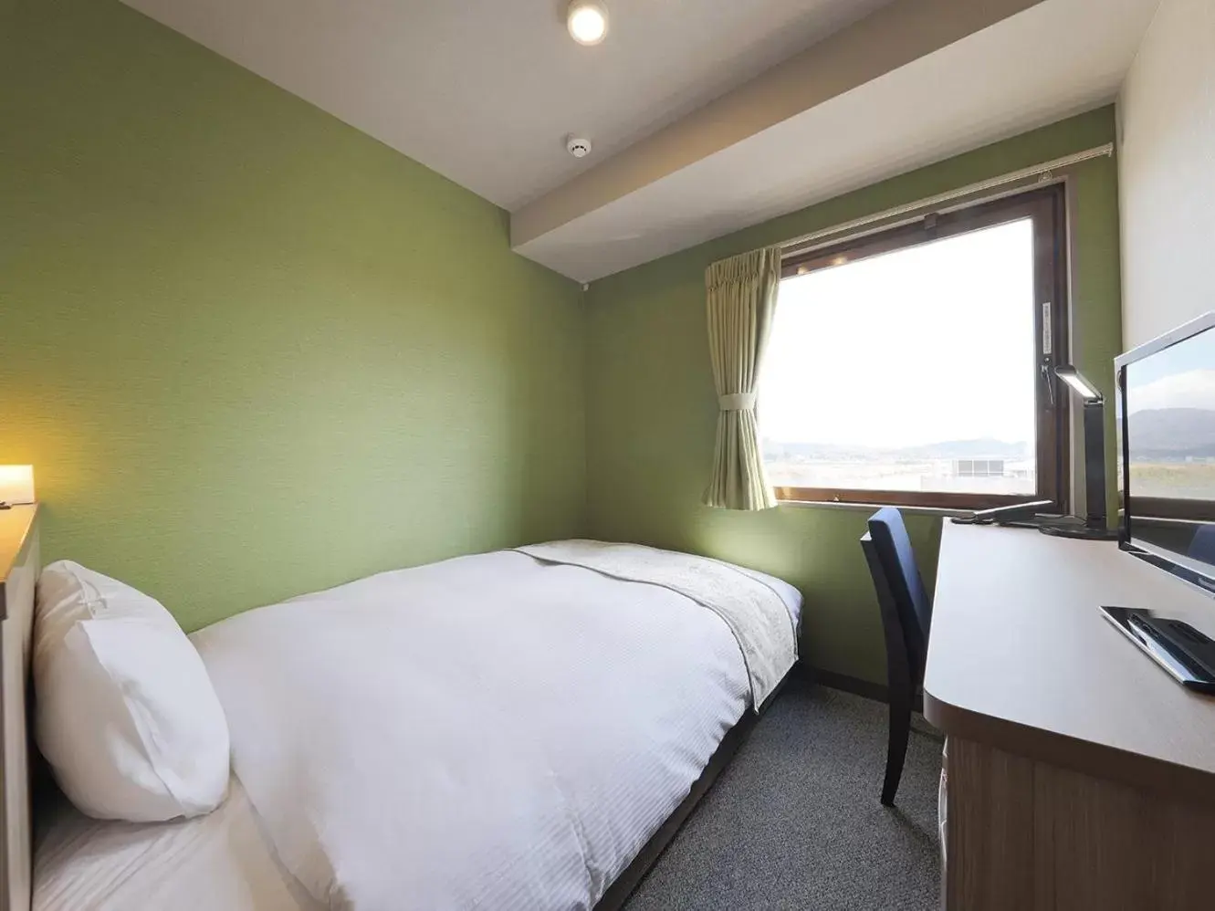 Double Room with Small Double Bed - single occupancy - Building 2 - Non-Smoking in Matsue Urban Hotel Double Room with Small Double Bed - single occupancy - Building 2 - Non-Smoking in Matsue Urban Hotel