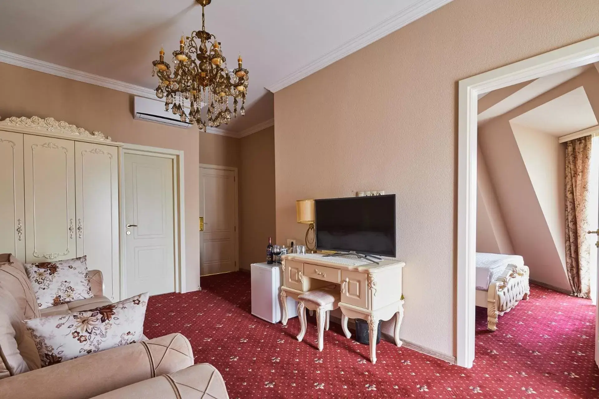 Two-Bedroom Apartment - single occupancy in Hotel Pushkin Two-Bedroom Apartment - single occupancy in Hotel Pushkin