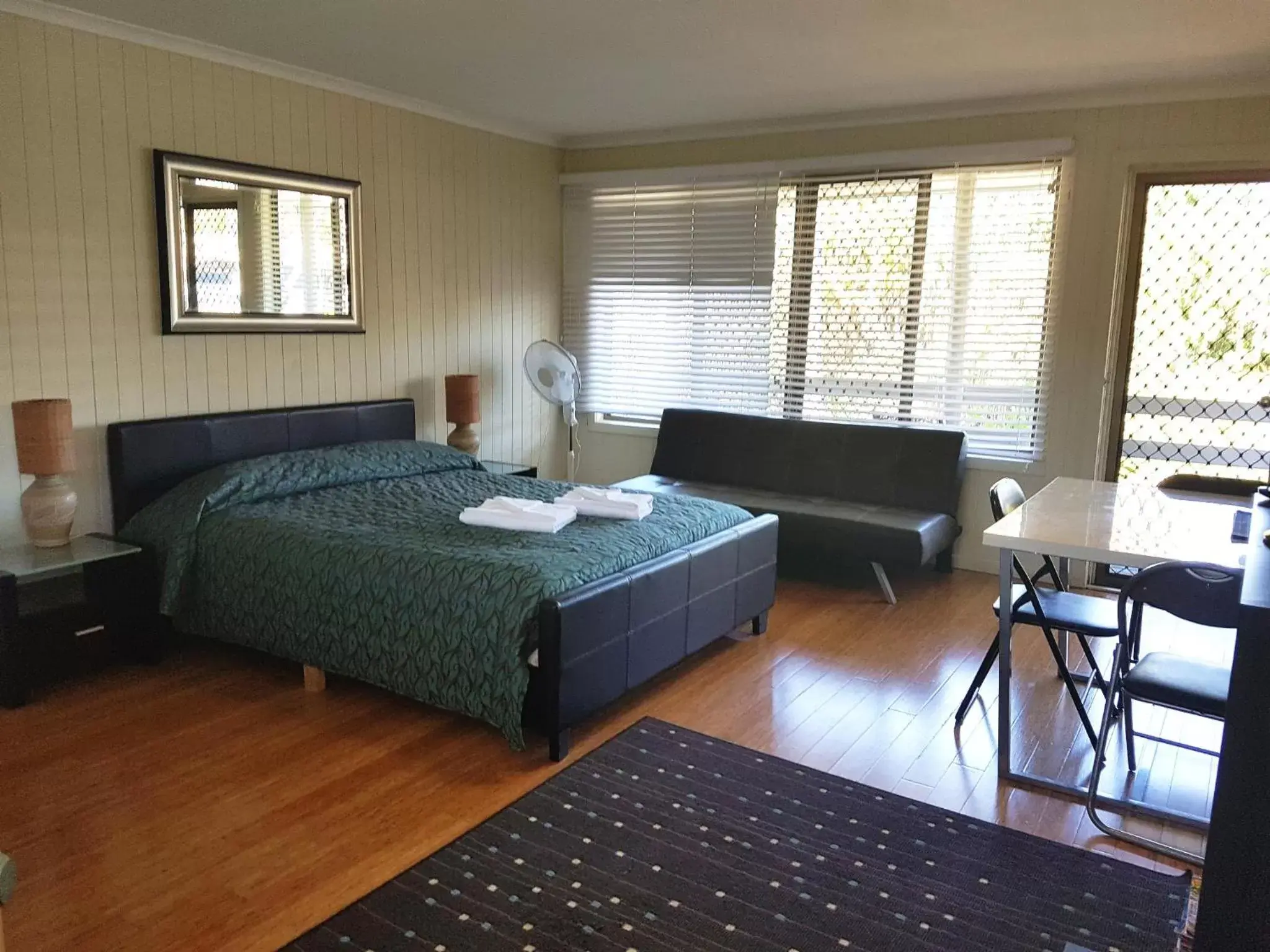 Queen Villa in Sanctuary Lakes Fauna Retreat Queen Villa in Sanctuary Lakes Fauna Retreat