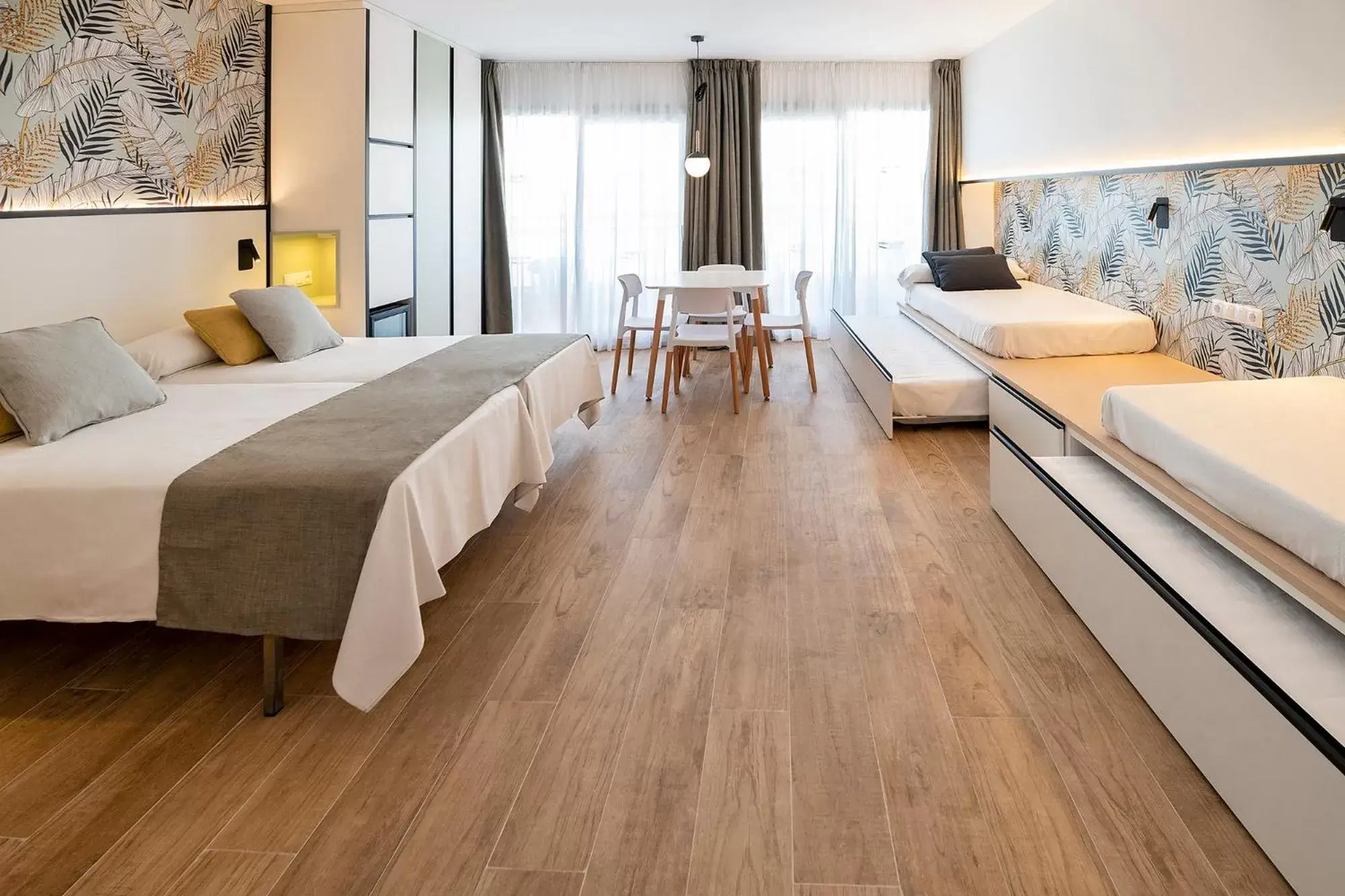 Superior Family Room (2 Adults + 2 Children) in Medplaya Hotel Calypso Superior Family Room (2 Adults + 2 Children) in Medplaya Hotel Calypso