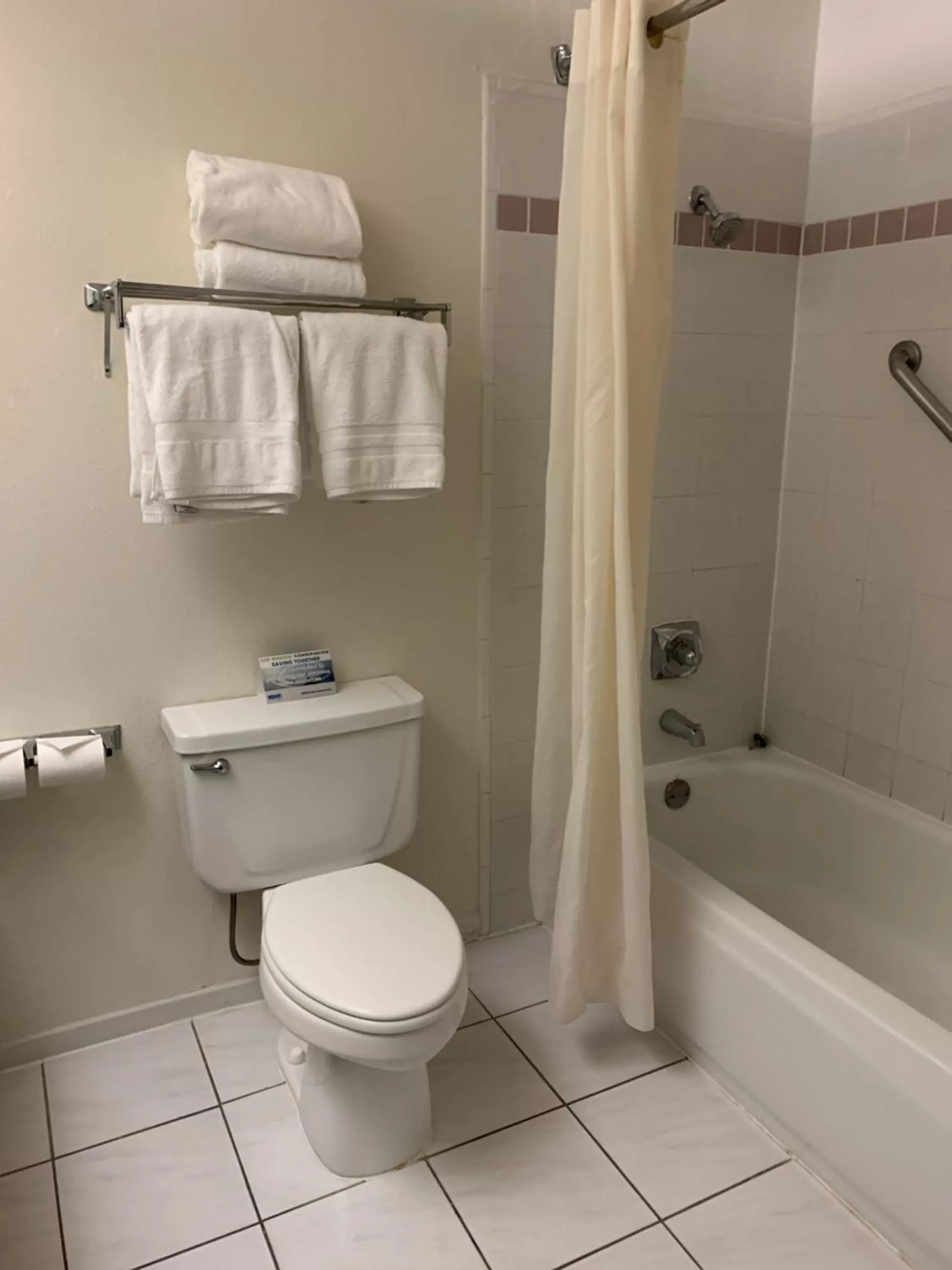 Queen Suite in Miracle Springs Resort and Spa Queen Suite in Miracle Springs Resort and Spa