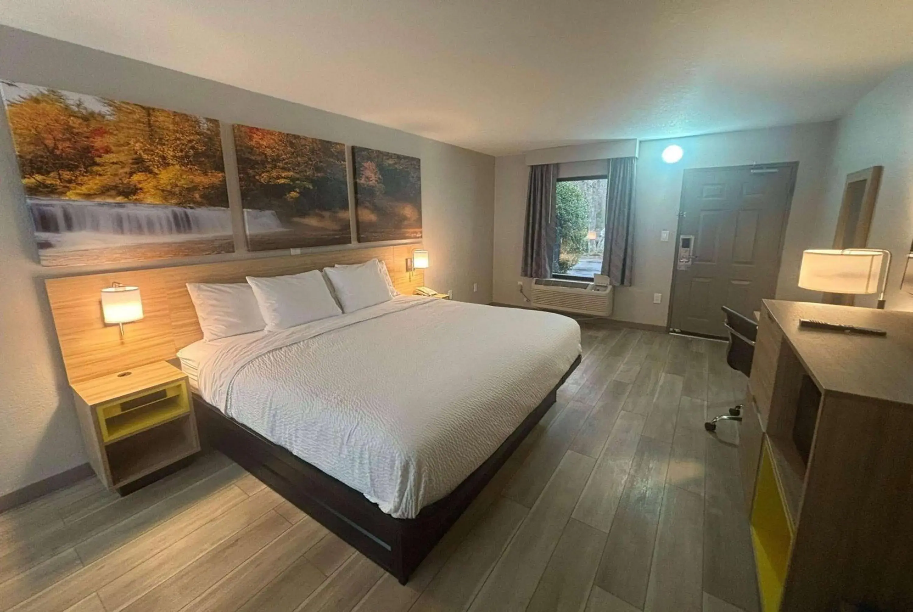 Days Inn by Wyndham Helen Days Inn by Wyndham Helen