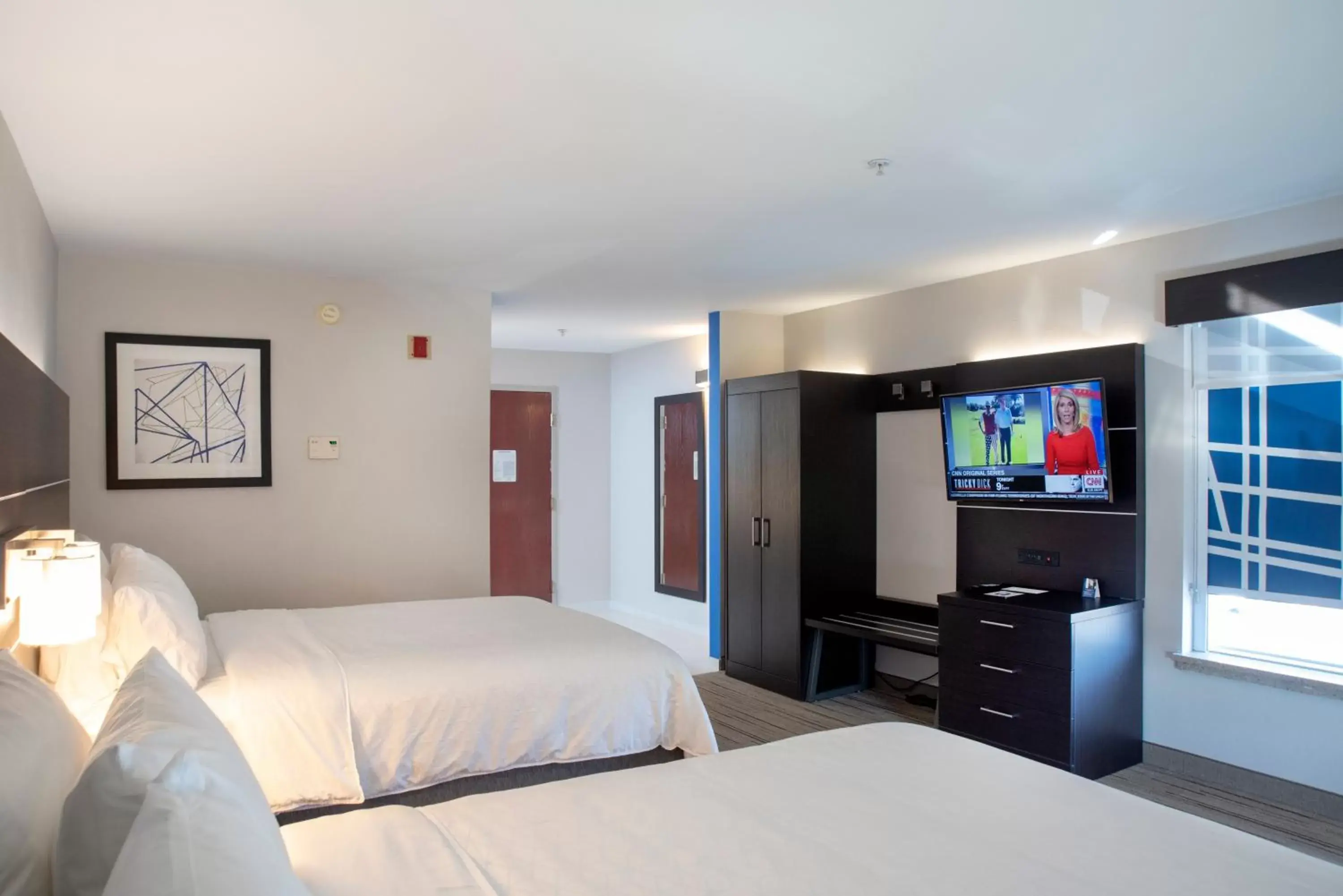 Standard Room with Two Queen Beds in Holiday Inn Express Hotel & Suites Chester by IHG Standard Room with Two Queen Beds in Holiday Inn Express Hotel & Suites Chester by IHG