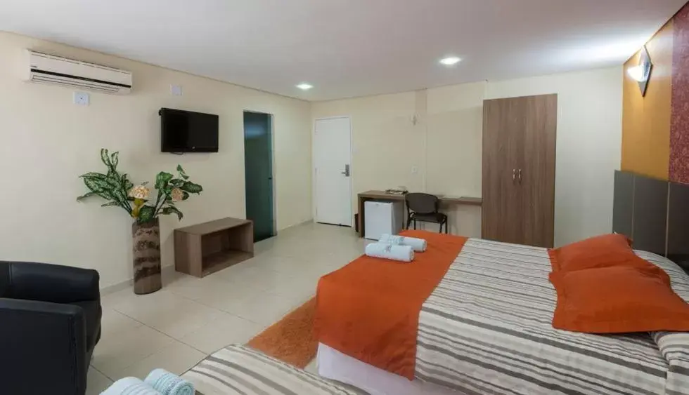 Standard Double or Twin Room - single occupancy in Monte Serrat Hotel Standard Double or Twin Room - single occupancy in Monte Serrat Hotel