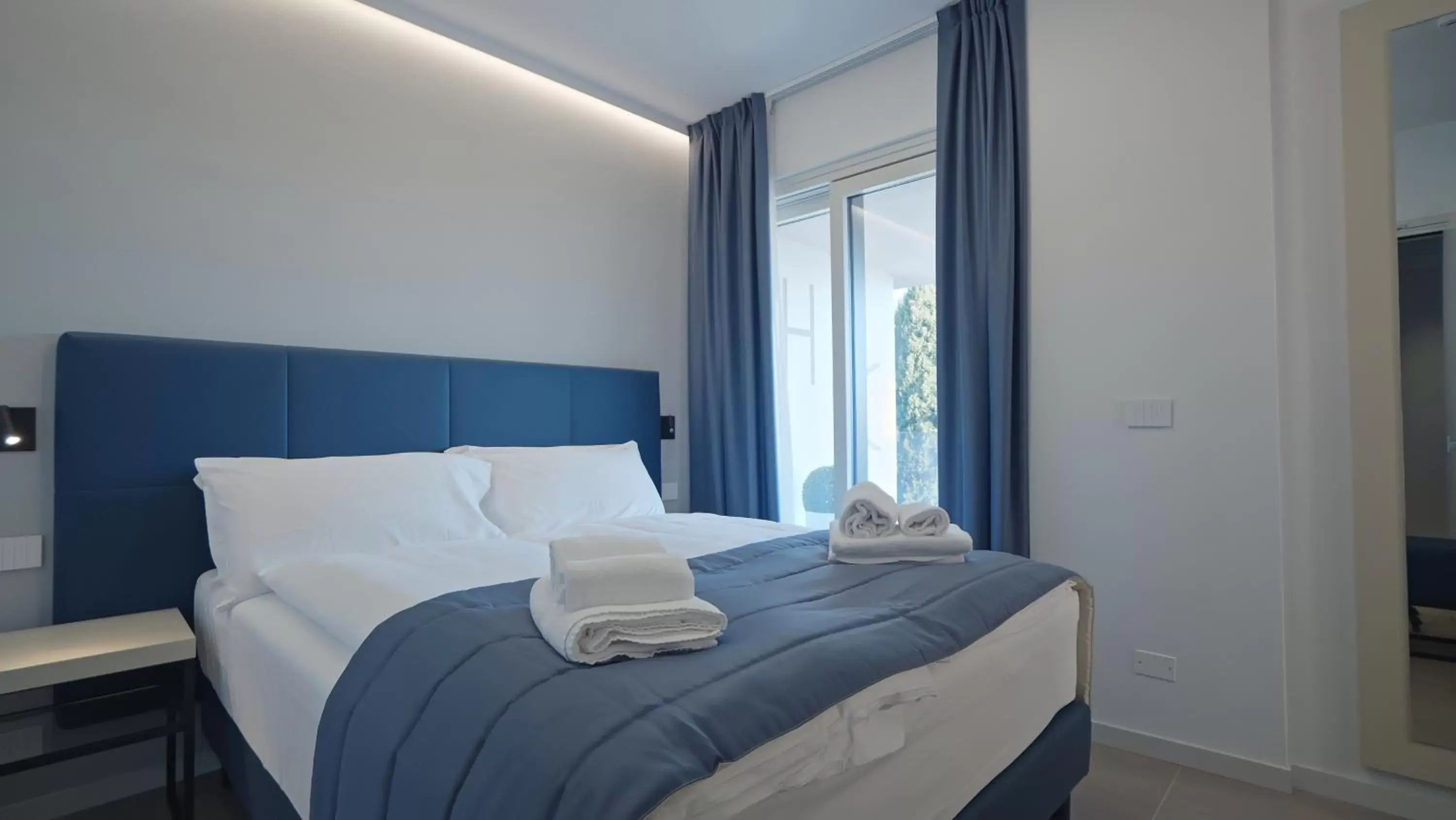 Economy Double Room in Hotel Cristal Economy Double Room in Hotel Cristal