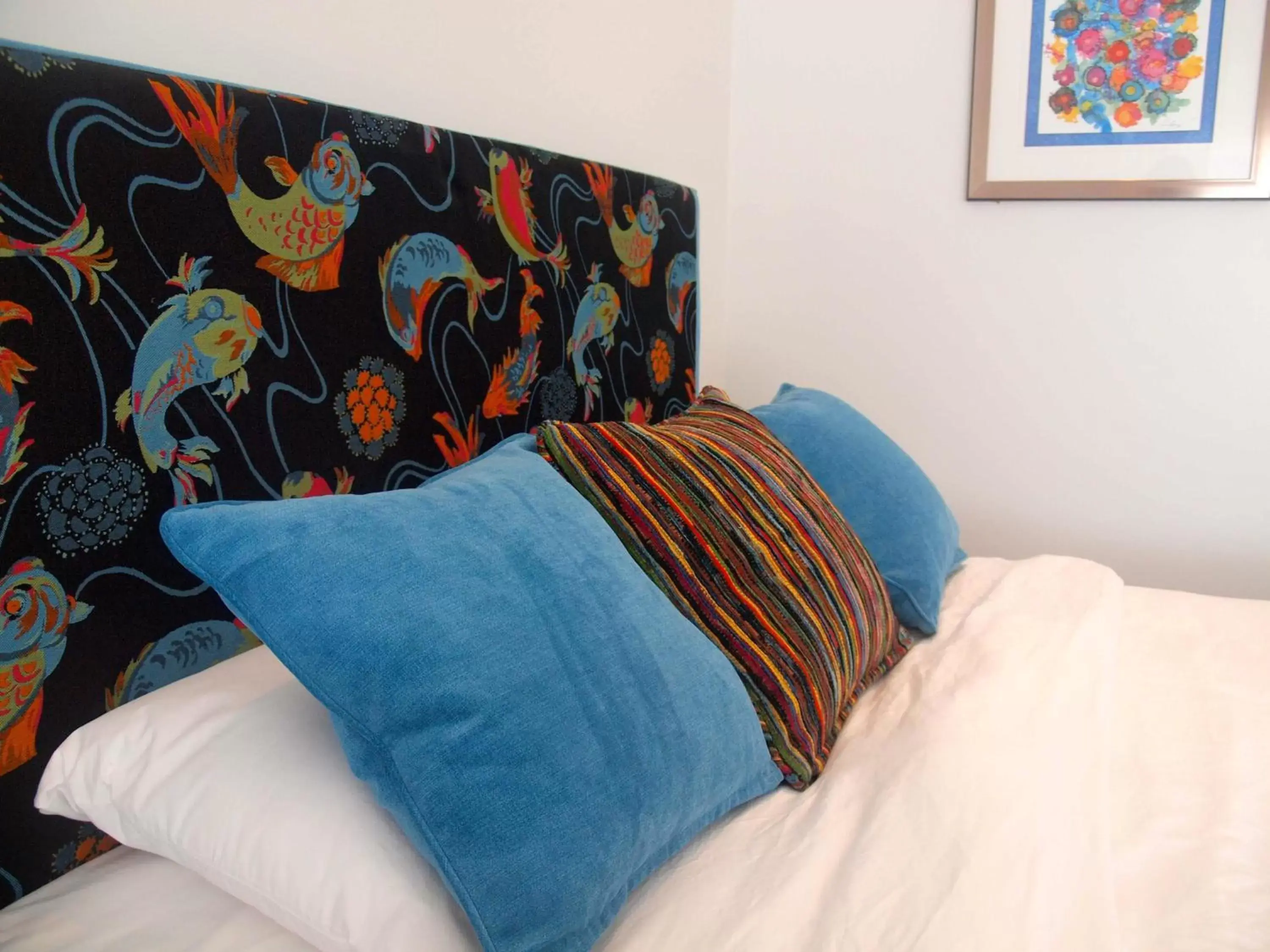 Superior Queen Room with Two Queen Beds in Blue Lagoon Hotel and Marina Ltd Superior Queen Room with Two Queen Beds in Blue Lagoon Hotel and Marina Ltd