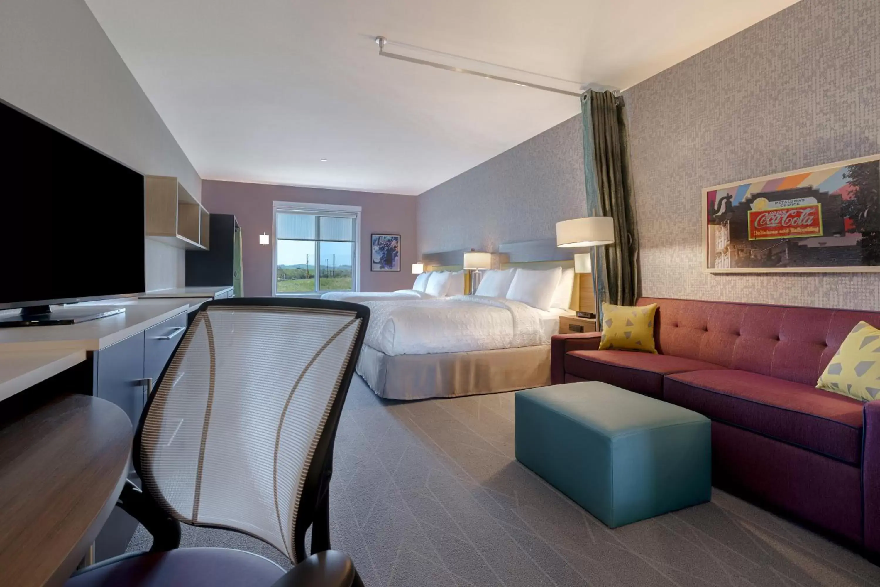 Studio Suite with Two Queen Beds and Tub - Mobility Access in Home2 Suites By Hilton Petaluma Studio Suite with Two Queen Beds and Tub - Mobility Access in Home2 Suites By Hilton Petaluma