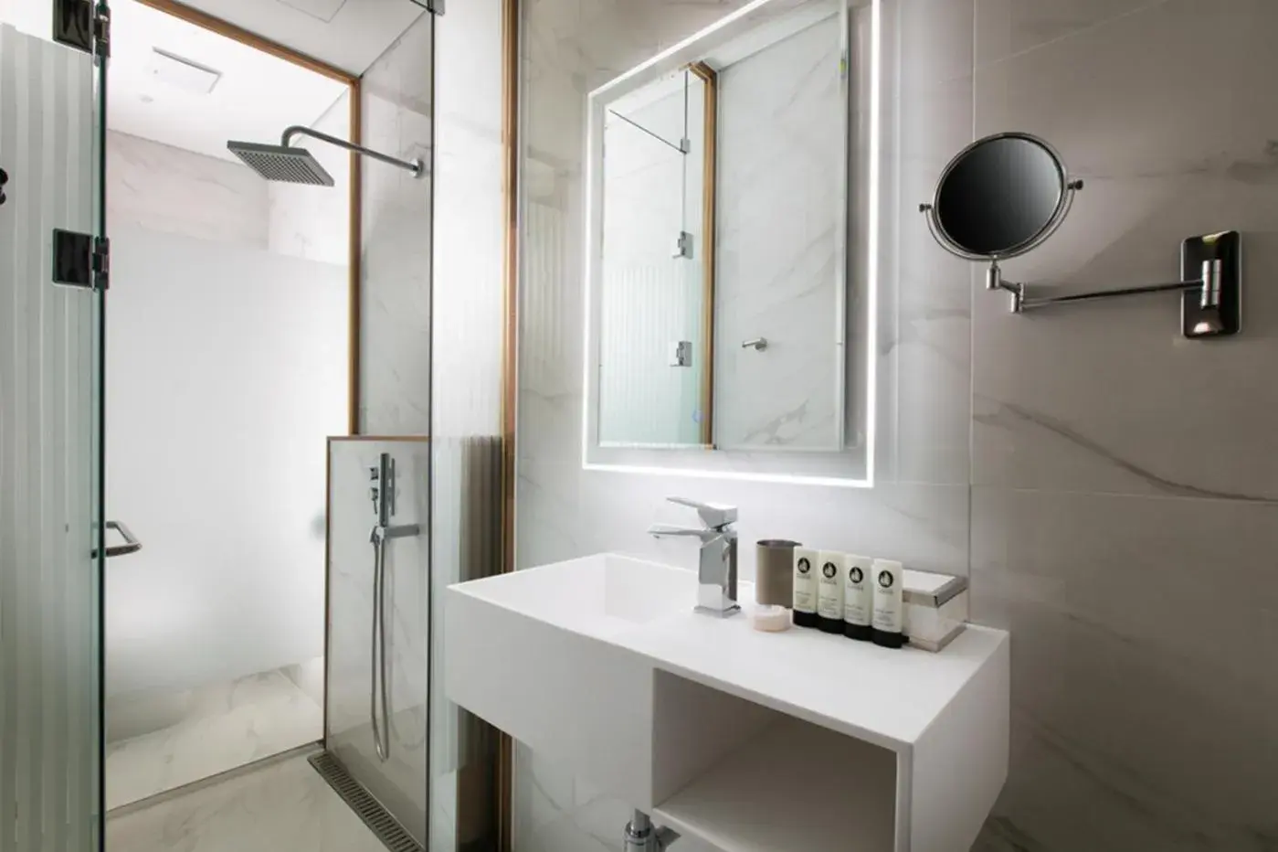 Grand Premium Room with Spa Bath in N Bridge Hotel Grand Premium Room with Spa Bath in N Bridge Hotel