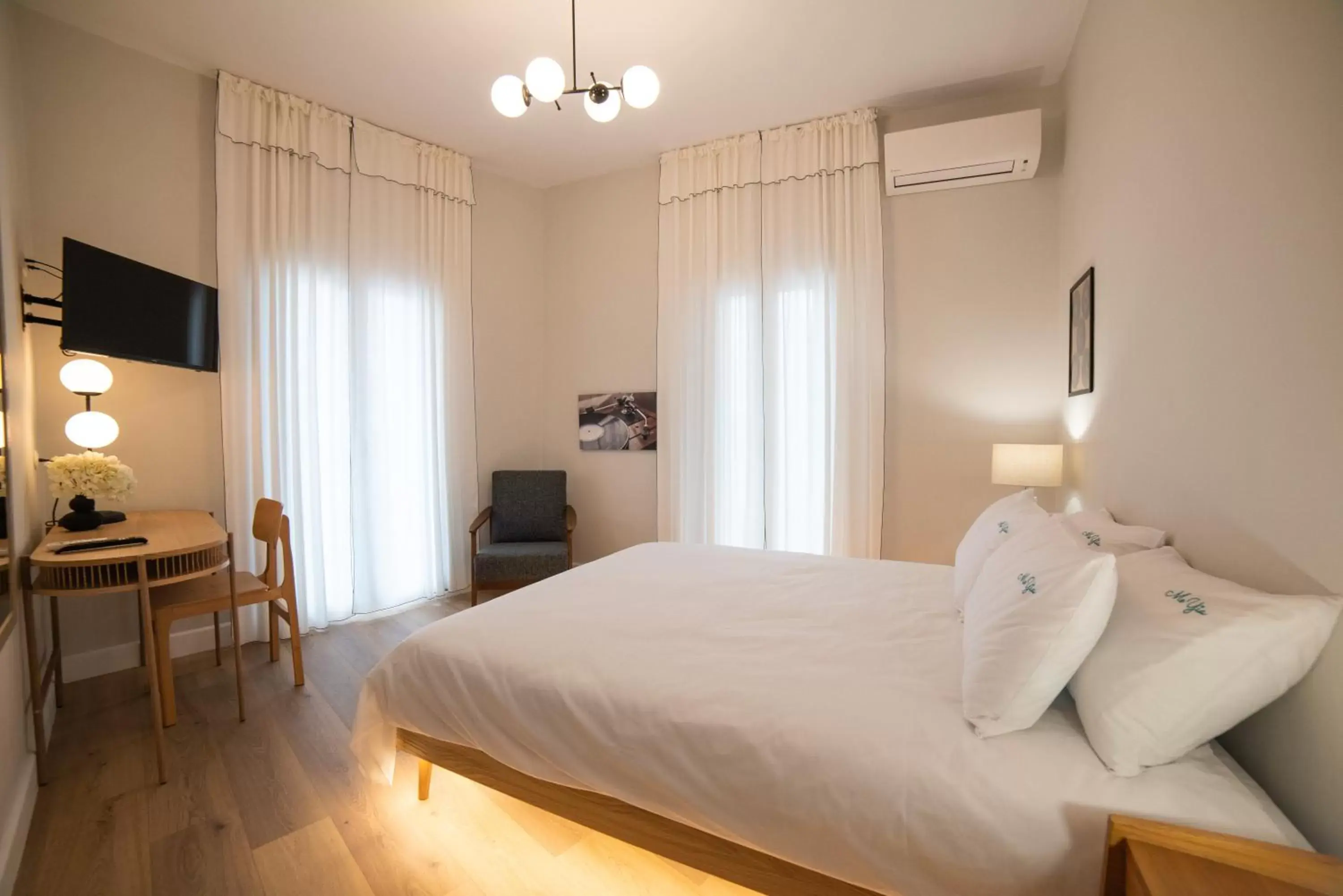 Deluxe King Studio in MeYia studios Deluxe King Studio in MeYia studios