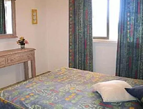 Two-Bedroom Apartment with Sea View in Iberlagos Two-Bedroom Apartment with Sea View in Iberlagos