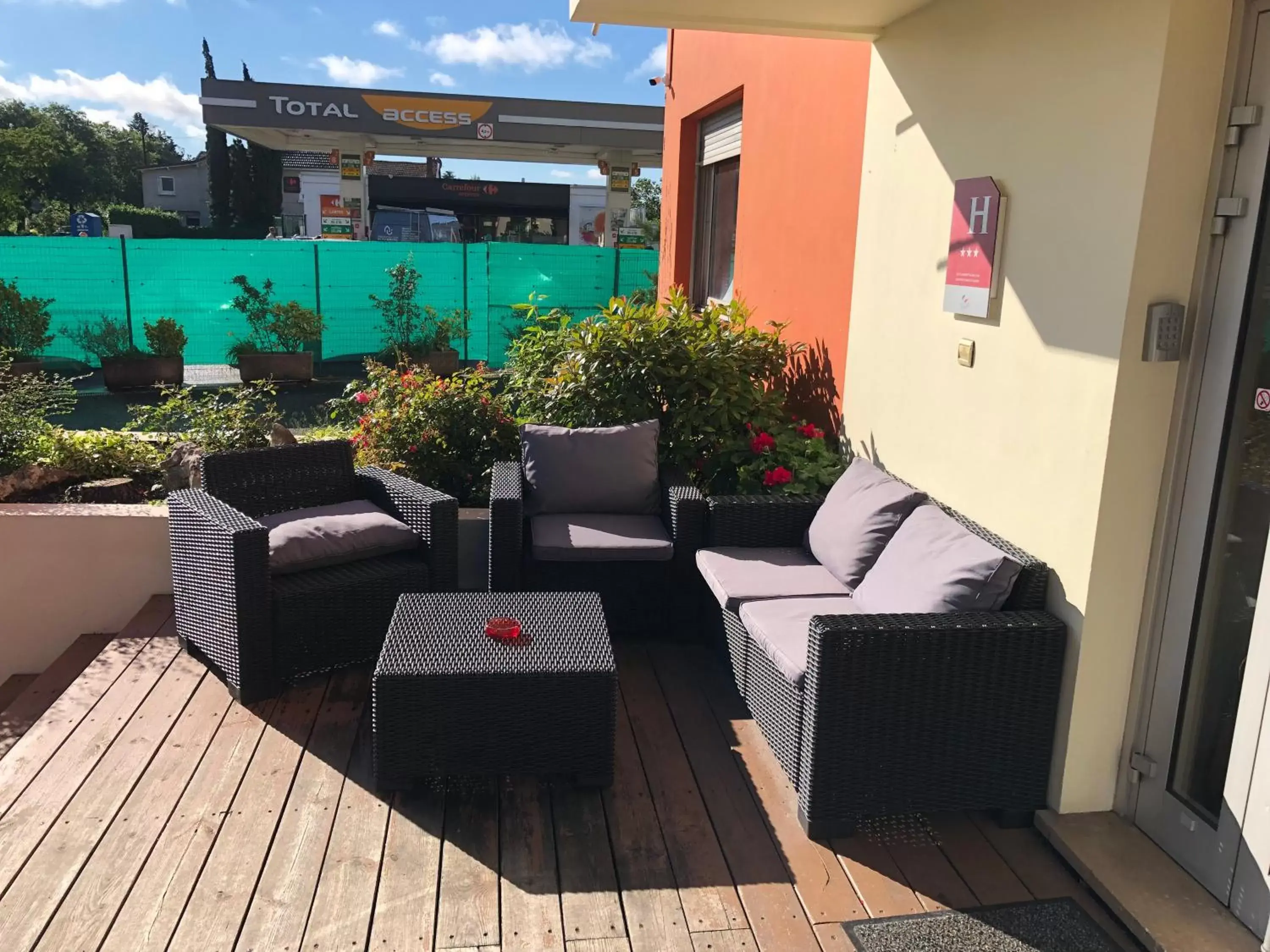 Adonis Lyon Est Hôtel Artys Adonis Lyon Est Hôtel Artys