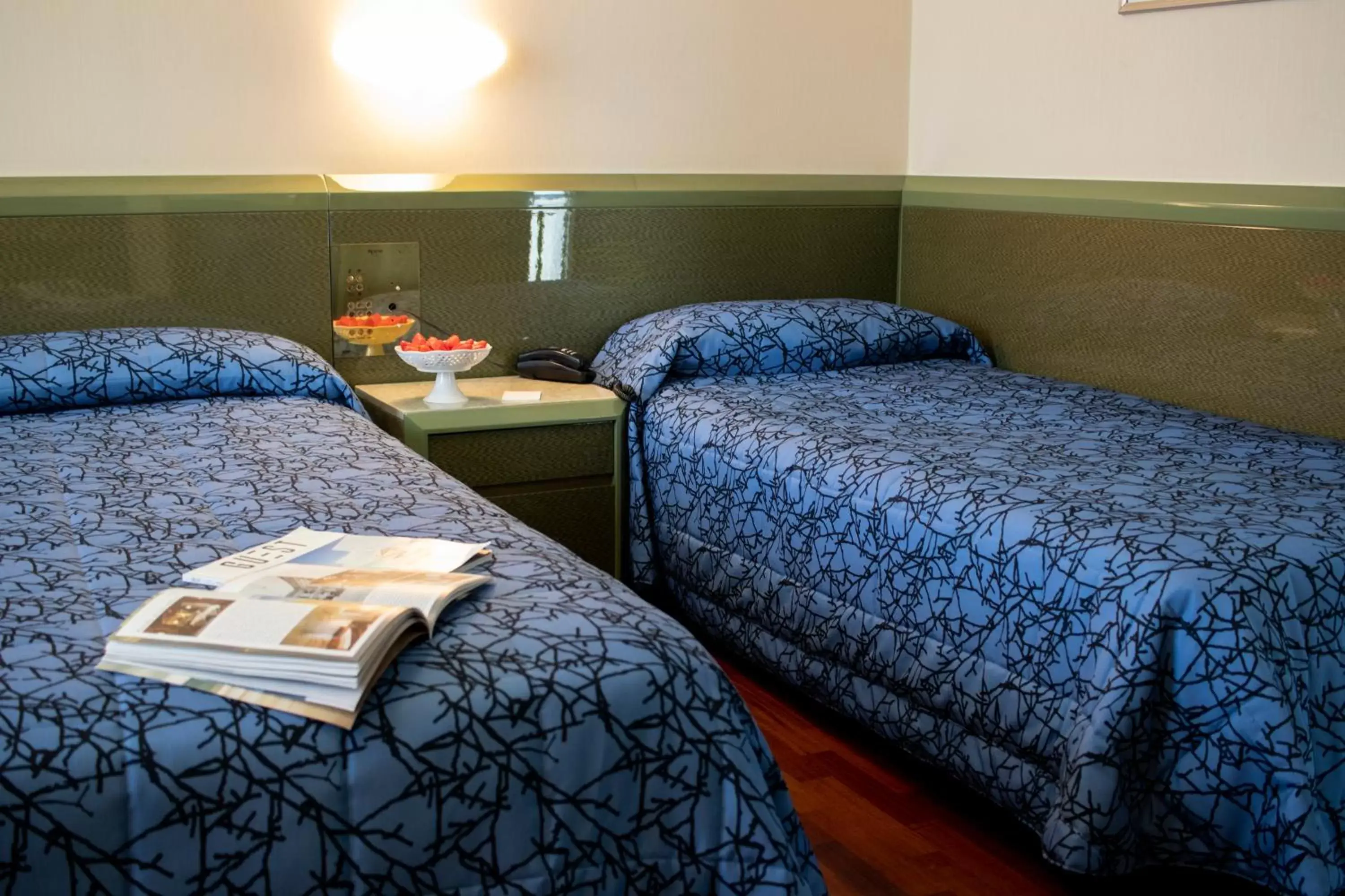 Standard Triple Room in Hotel Royal Standard Triple Room in Hotel Royal