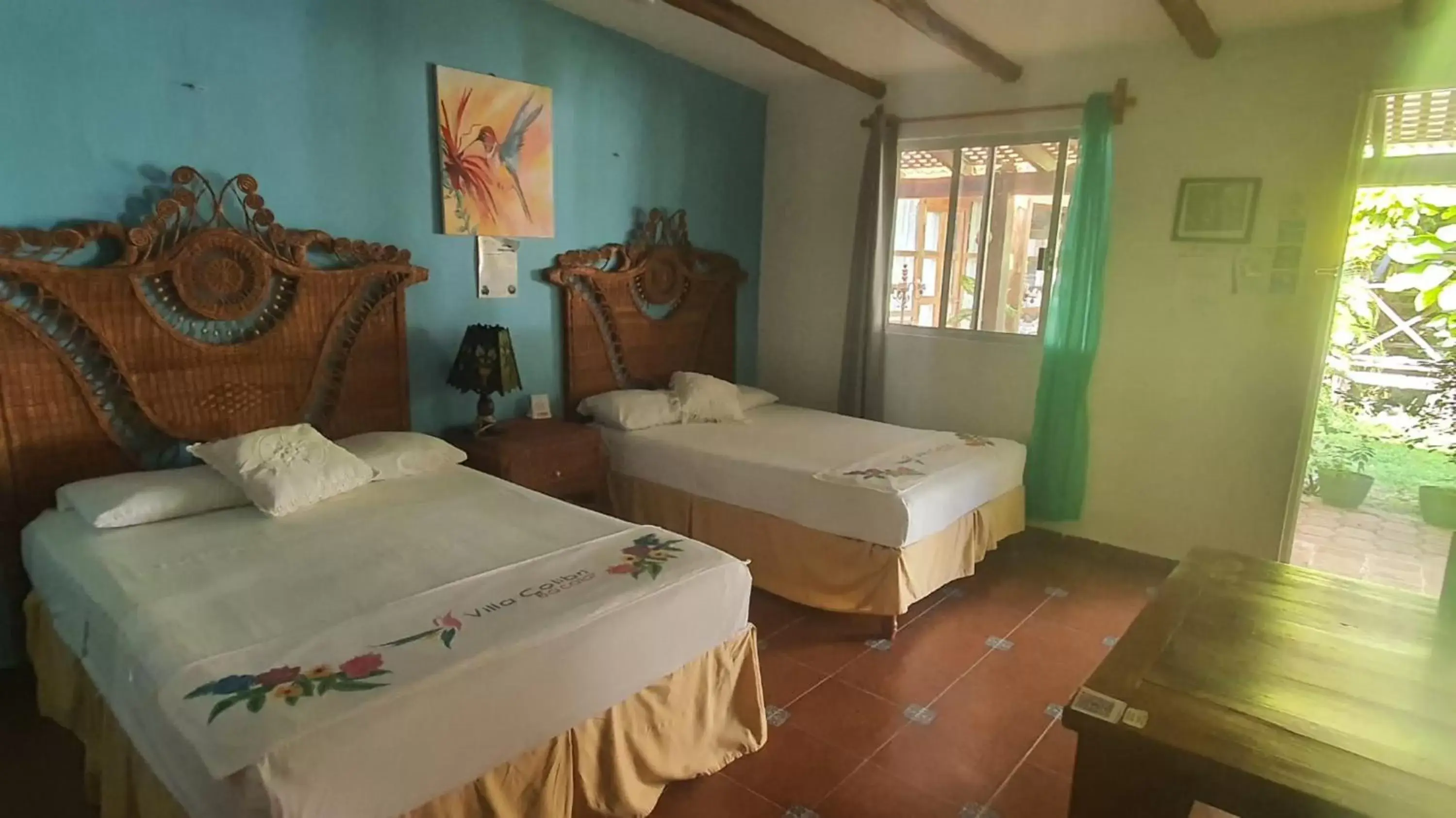 Twin Room in Cabañas Colibrí Twin Room in Cabañas Colibrí