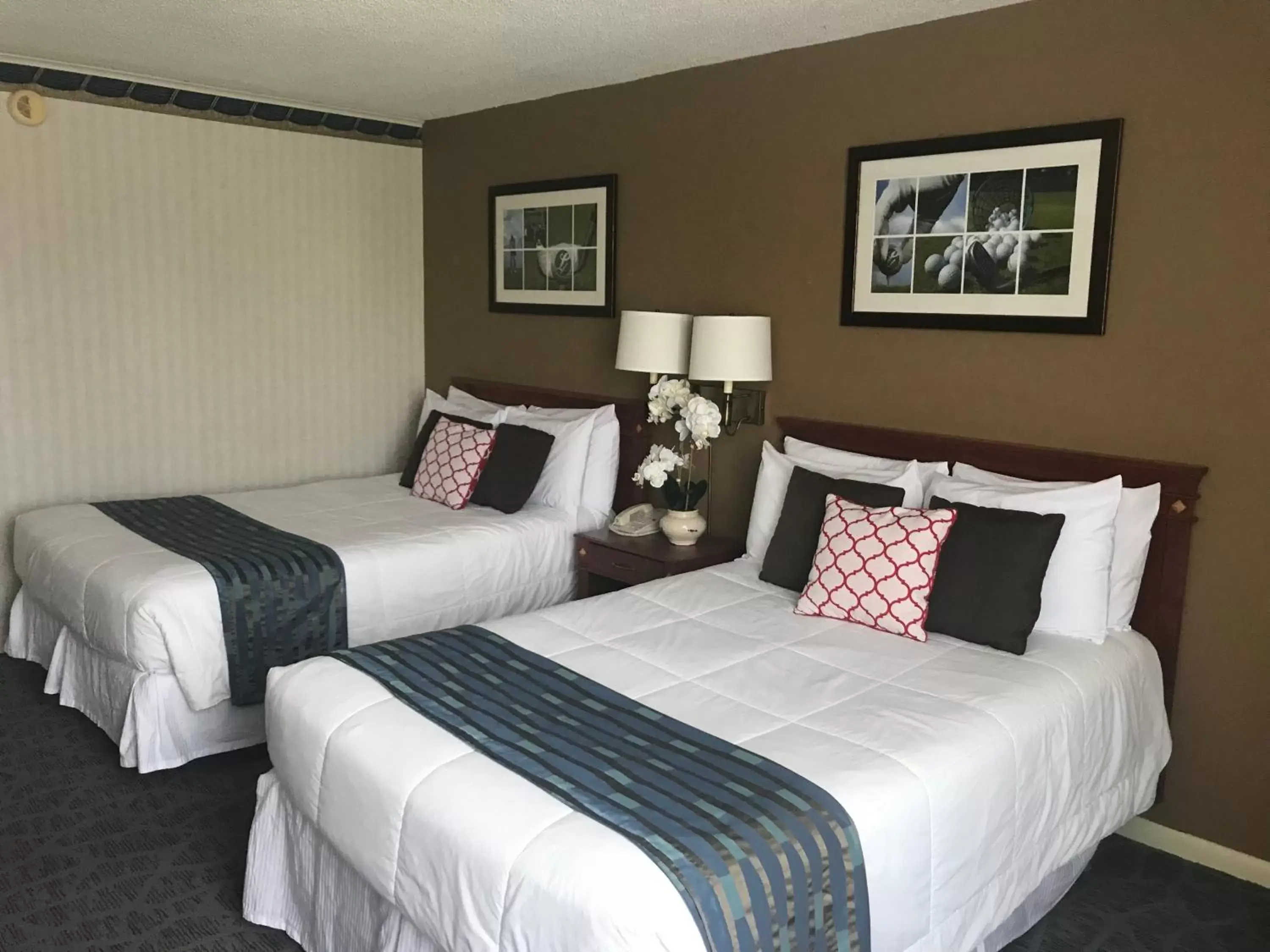 Double Room with Two Double Beds - Mobility Access/Non-Smoking in Lakeview Golf Resort, Trademark Collection by Wyndham Double Room with Two Double Beds - Mobility Access/Non-Smoking in Lakeview Golf Resort, Trademark Collection by Wyndham
