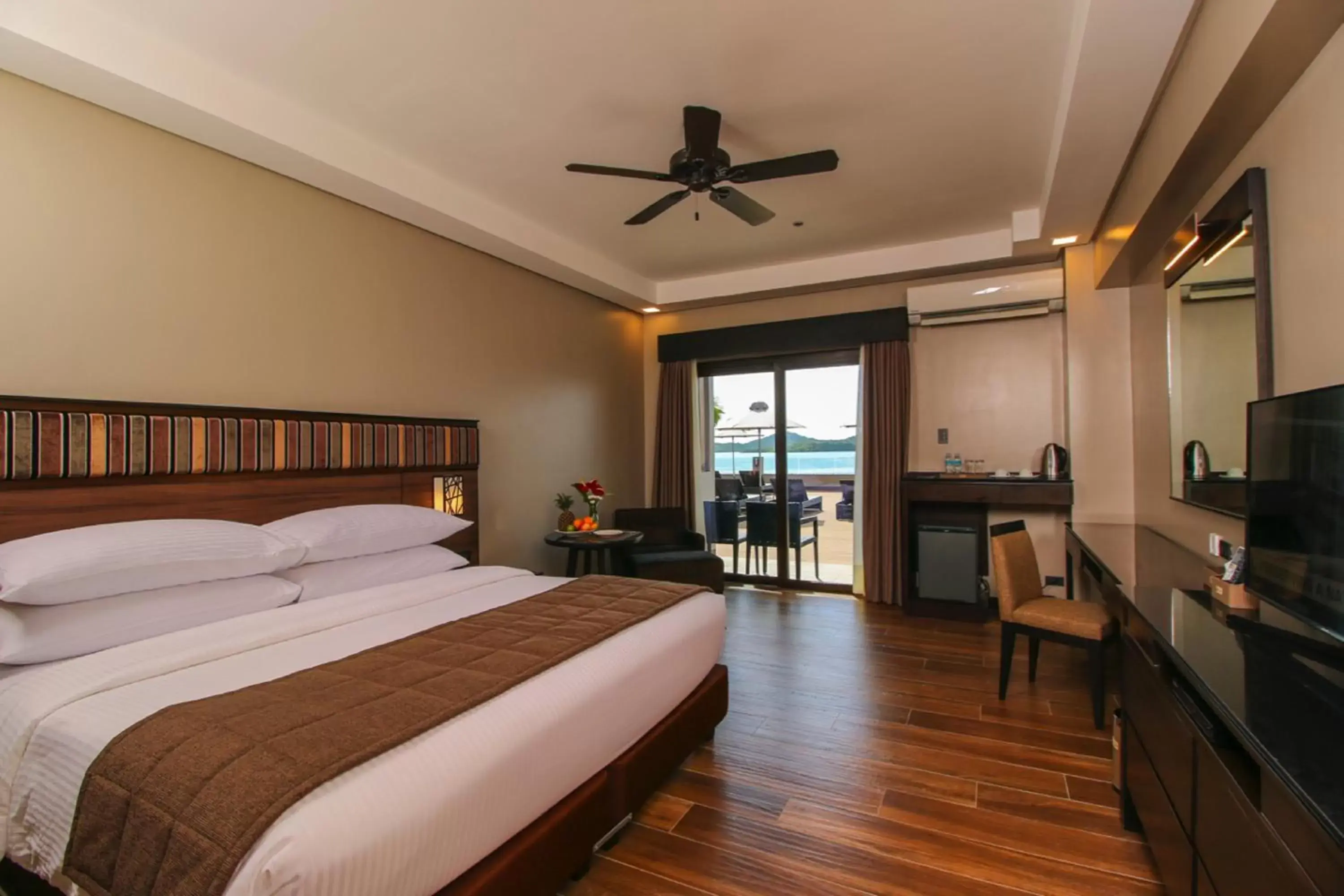 Bayview King Room with Deck Access in Two Seasons Coron Bayside Hotel Bayview King Room with Deck Access in Two Seasons Coron Bayside Hotel