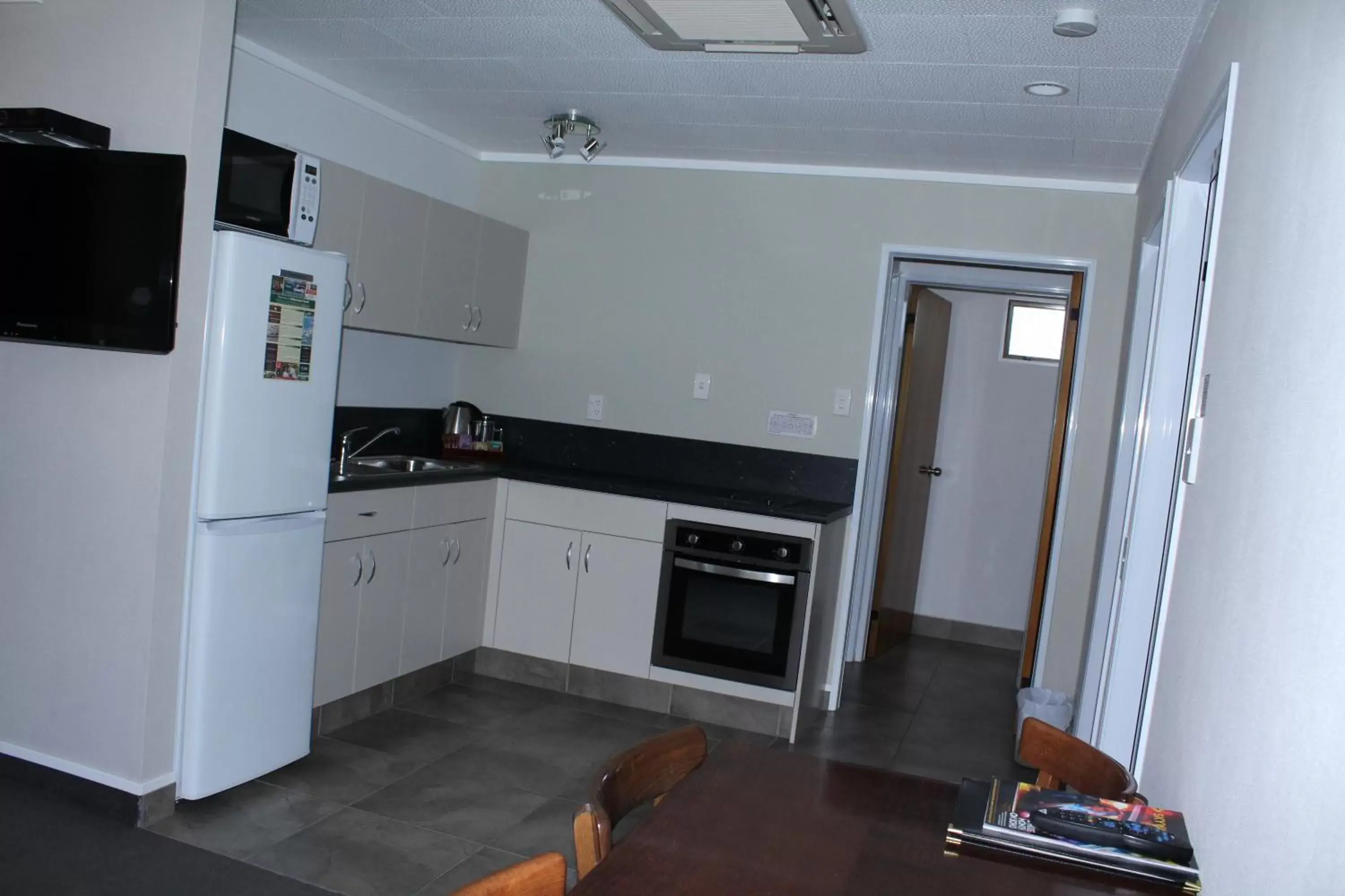 Superior Two-Bedroom Apartment in Rose City Motel Superior Two-Bedroom Apartment in Rose City Motel