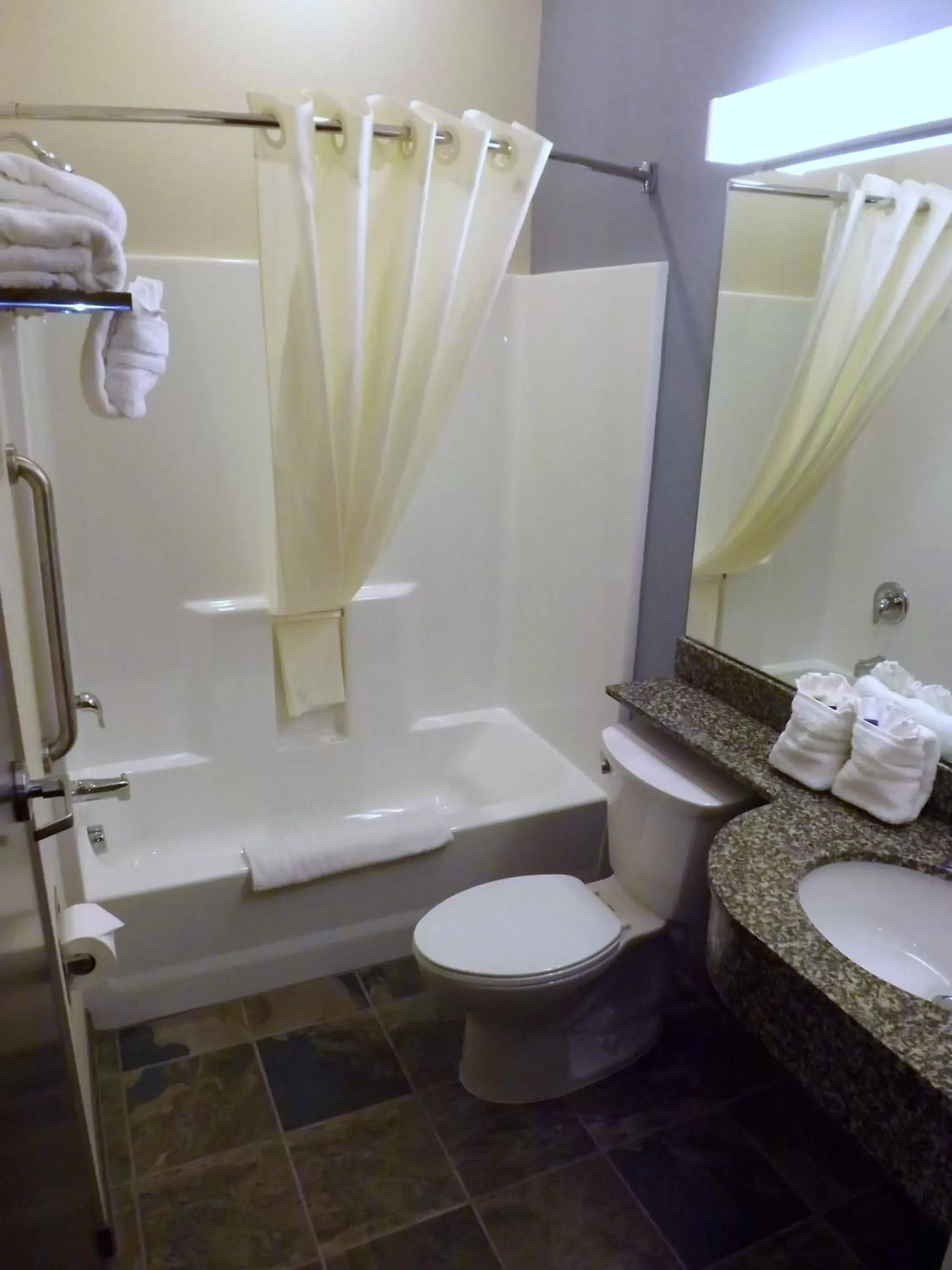 Queen Room - Non-Smoking in Spark by Hilton Wilkes Barre Queen Room - Non-Smoking in Spark by Hilton Wilkes Barre