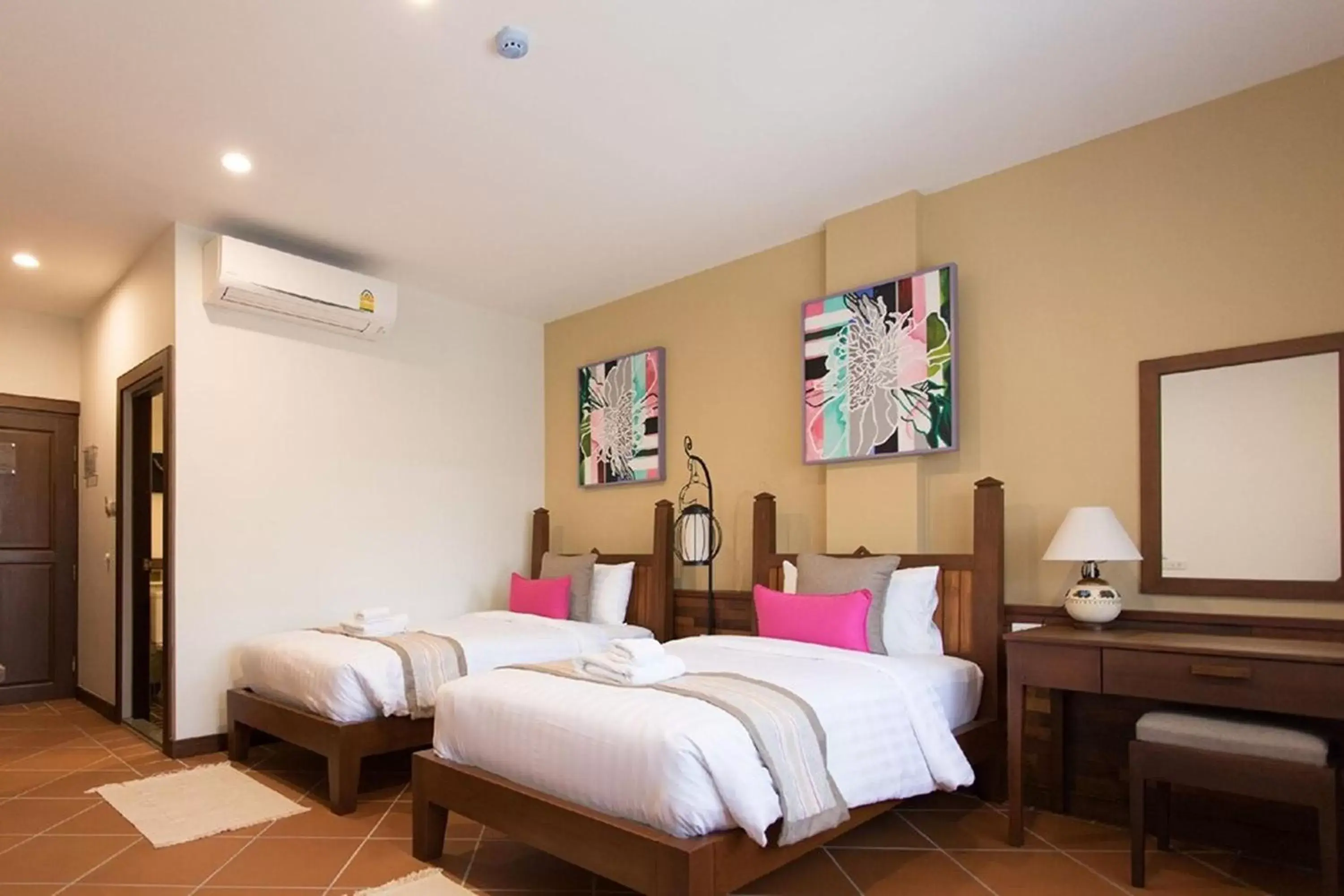 Street view Standard Twin in Villa Sanpakoi Street view Standard Twin in Villa Sanpakoi