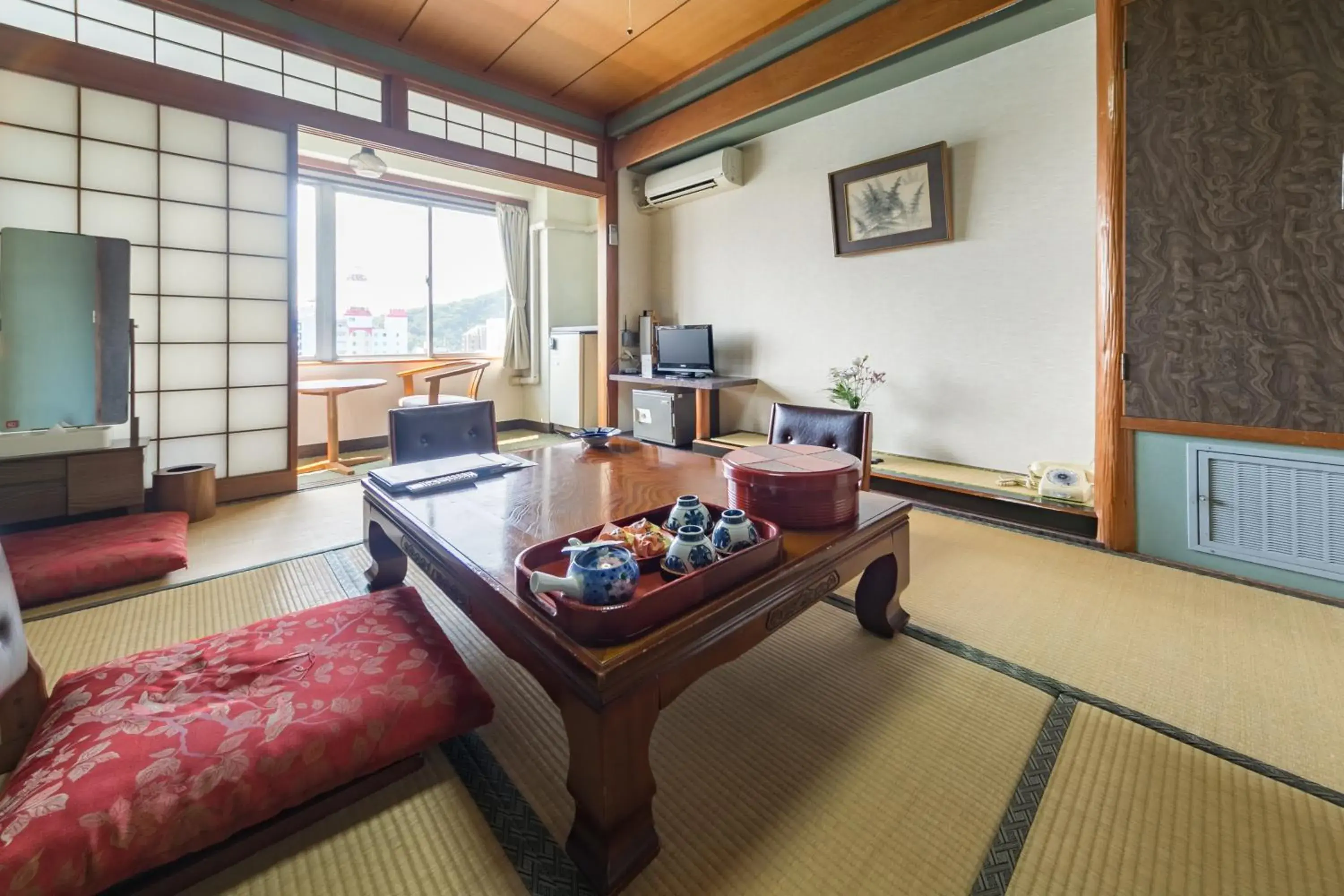 Japanese-Style Room with Private Bathroom - single occupancy - Non-Smoking in Shoei Daini Bekkan Japanese-Style Room with Private Bathroom - single occupancy - Non-Smoking in Shoei Daini Bekkan