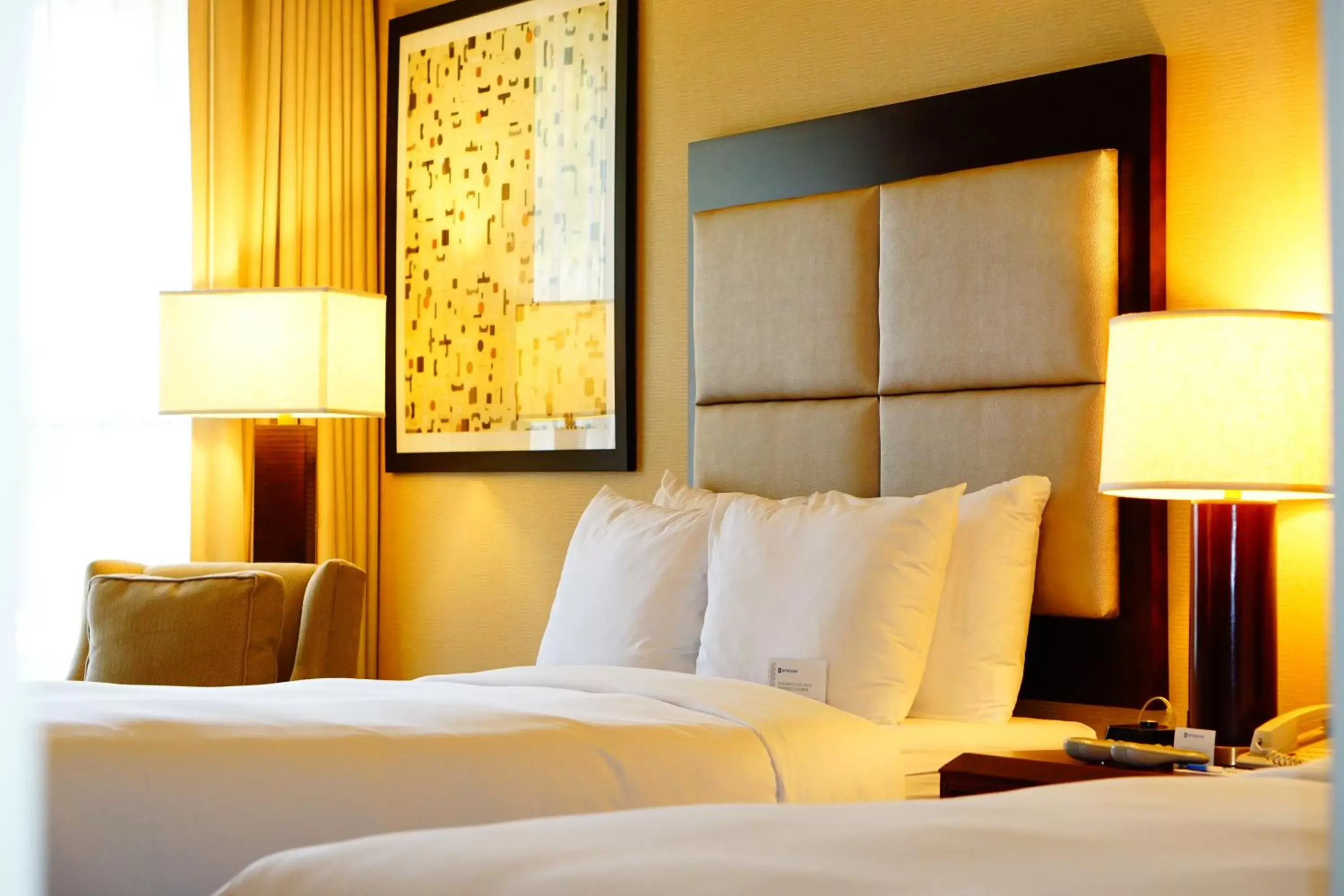 Queen Room with Two Queen Beds - Disability Access in Wyndham Chicago O'Hare Queen Room with Two Queen Beds - Disability Access in Wyndham Chicago O'Hare