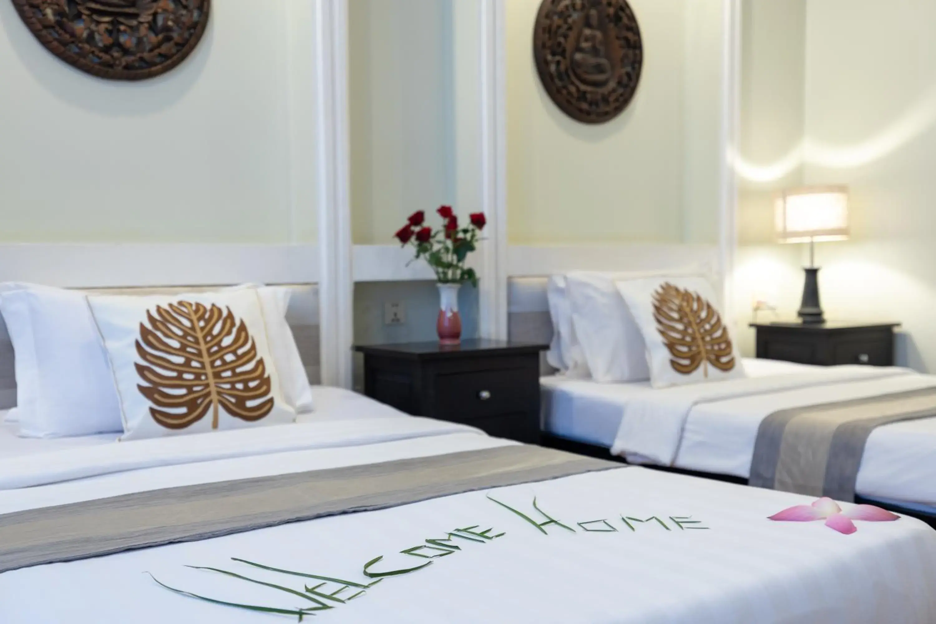 Deluxe Twin Room in Siem Reap Comforts Hostel Deluxe Twin Room in Siem Reap Comforts Hostel