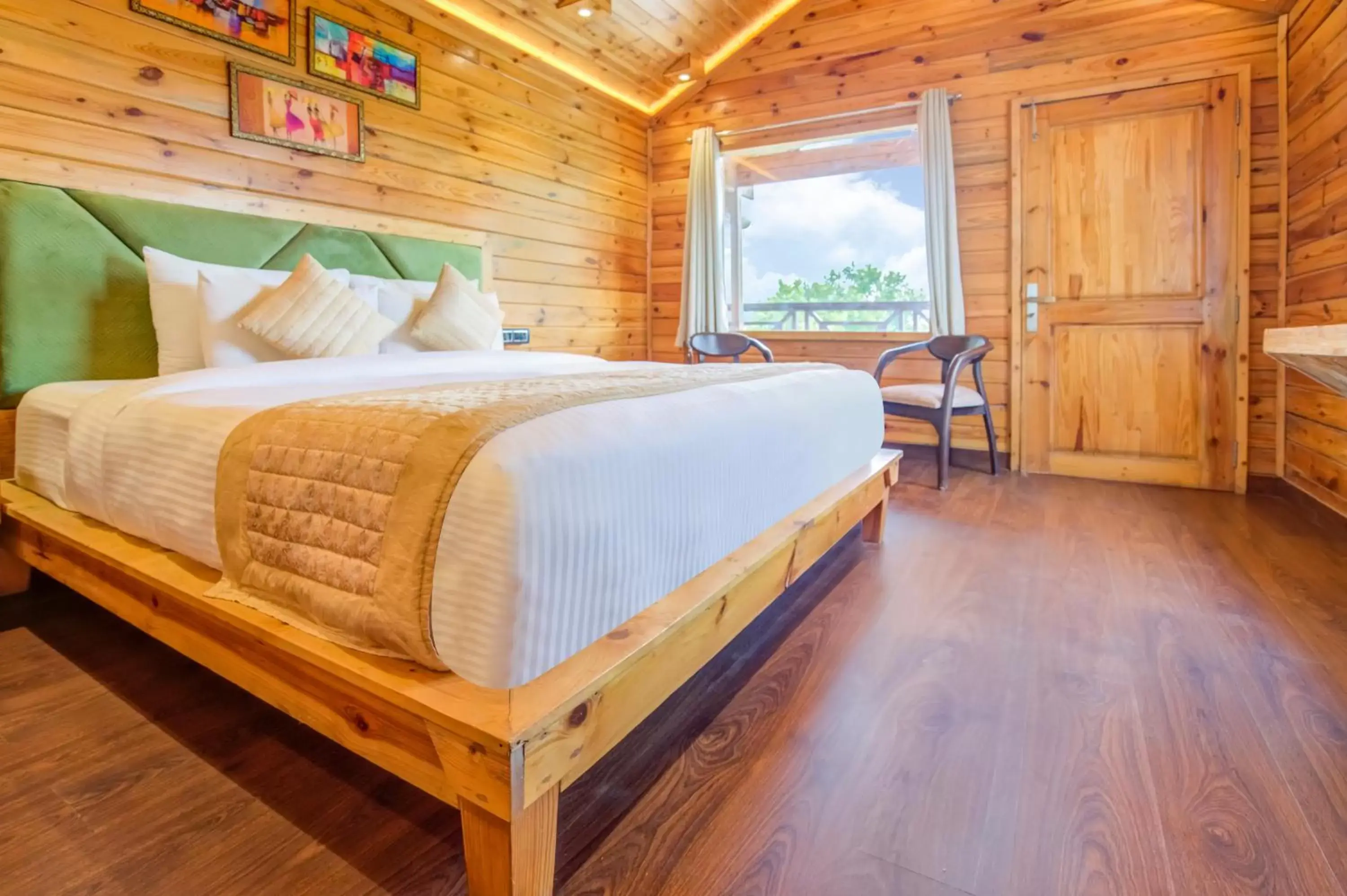 Cottage with Private Balcony in Summit Jungle Resort Cottage with Private Balcony in Summit Jungle Resort