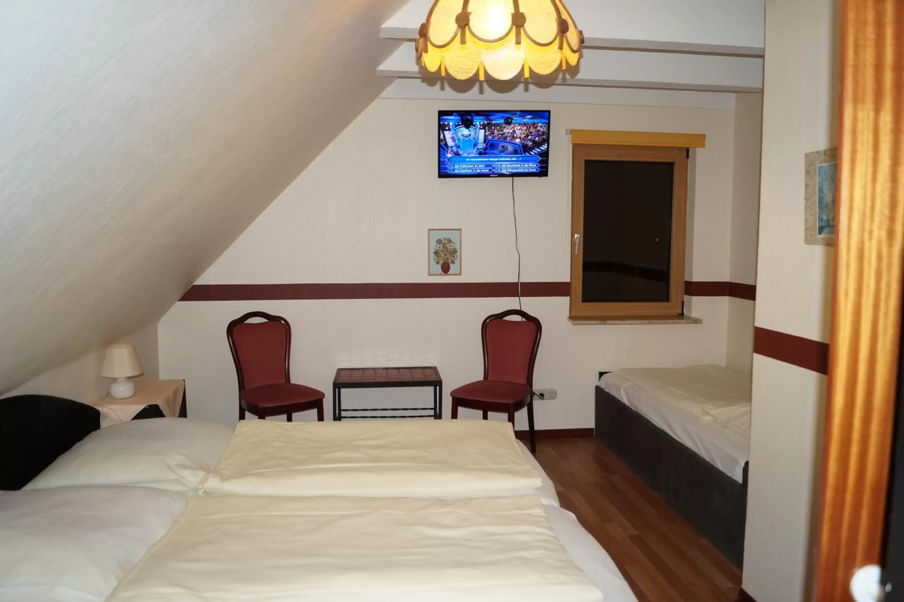 Economy Triple Room - single occupancy in La Fontana Economy Triple Room - single occupancy in La Fontana