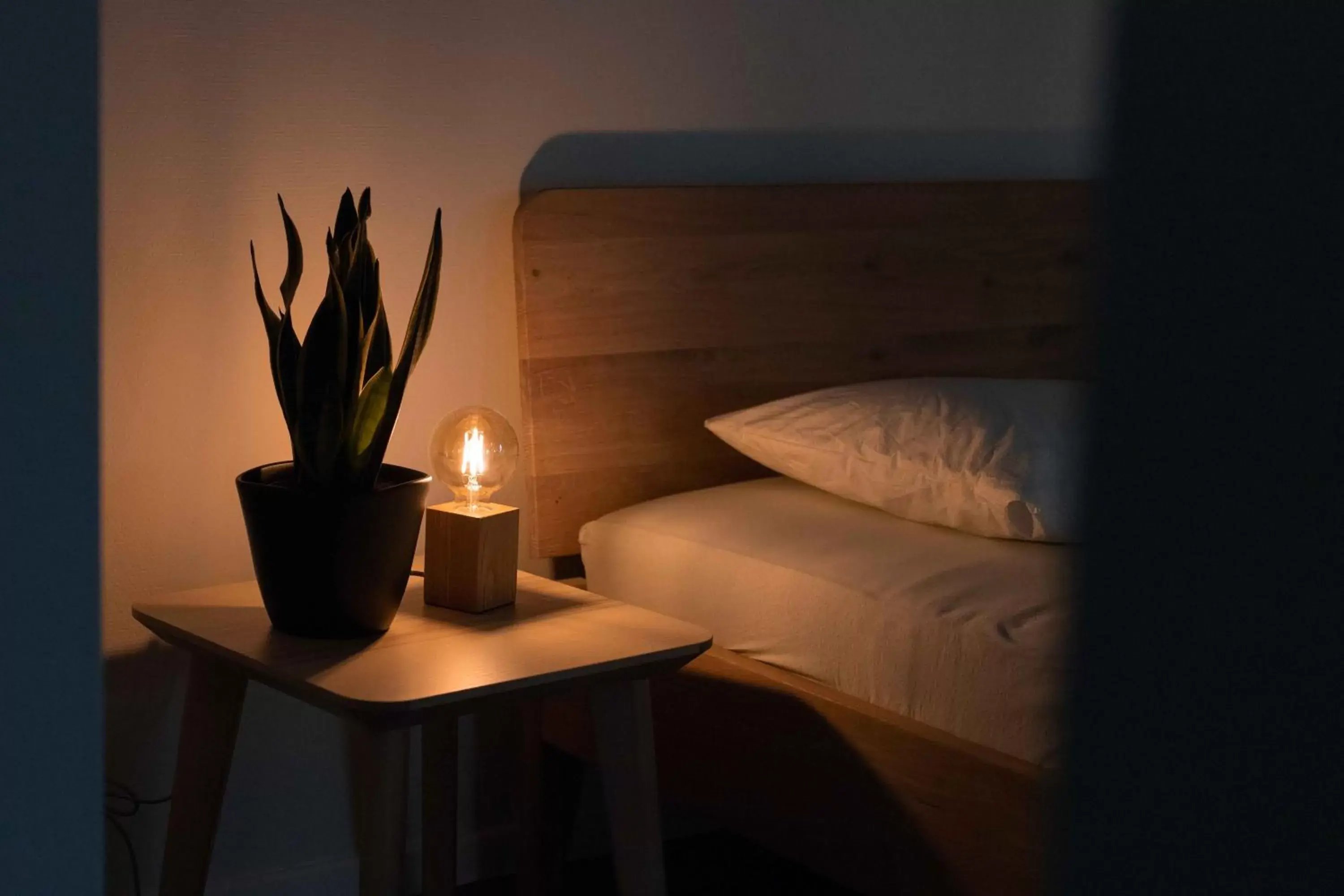 Au Chant du Vent Au Chant du Vent