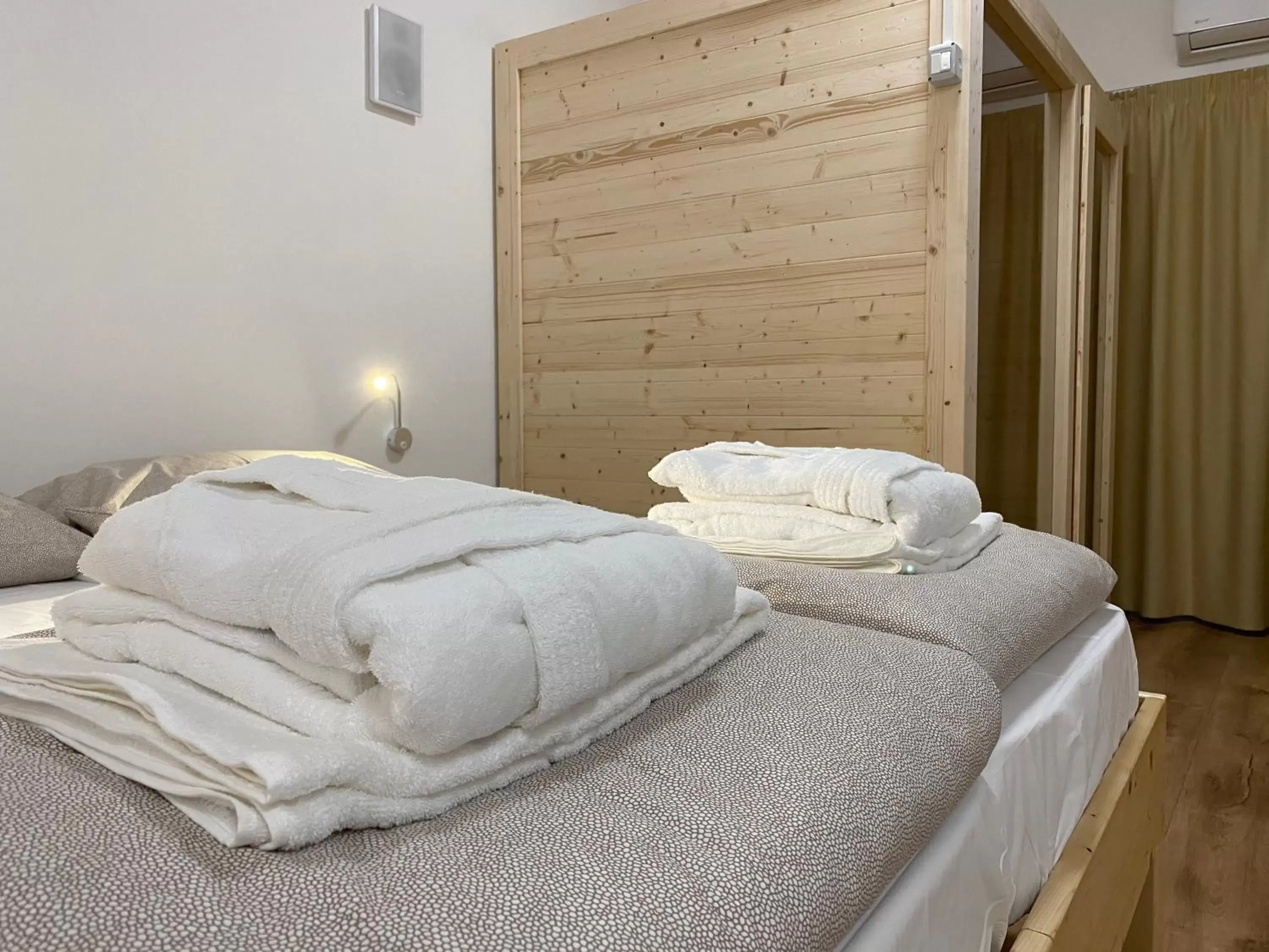 Classic Quadruple Room with Private Sauna - single occupancy in Sky Garden & Wellness R. Classic Quadruple Room with Private Sauna - single occupancy in Sky Garden & Wellness R.