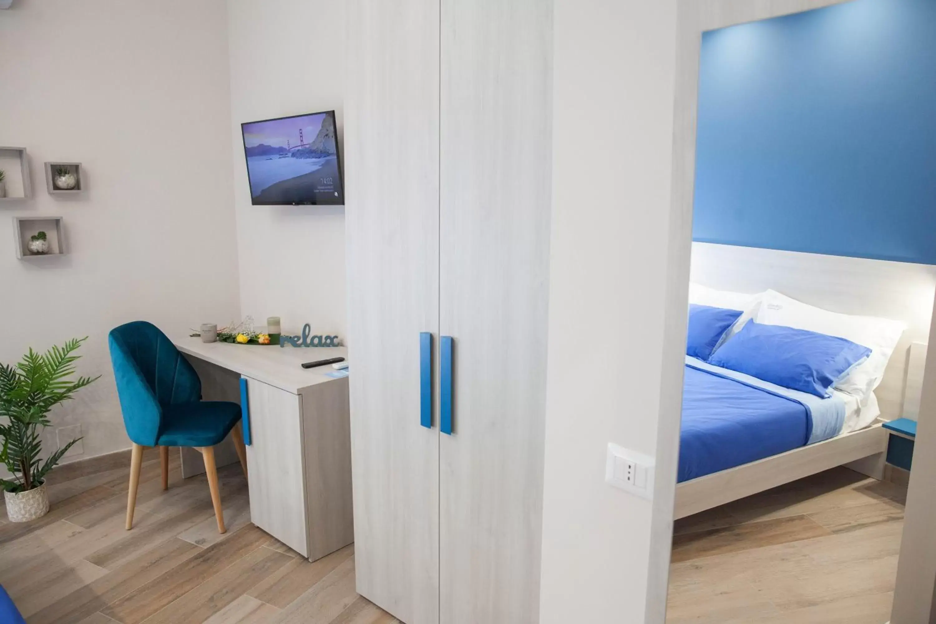 Double Room with Balcony in B&B Morelli Home Double Room with Balcony in B&B Morelli Home