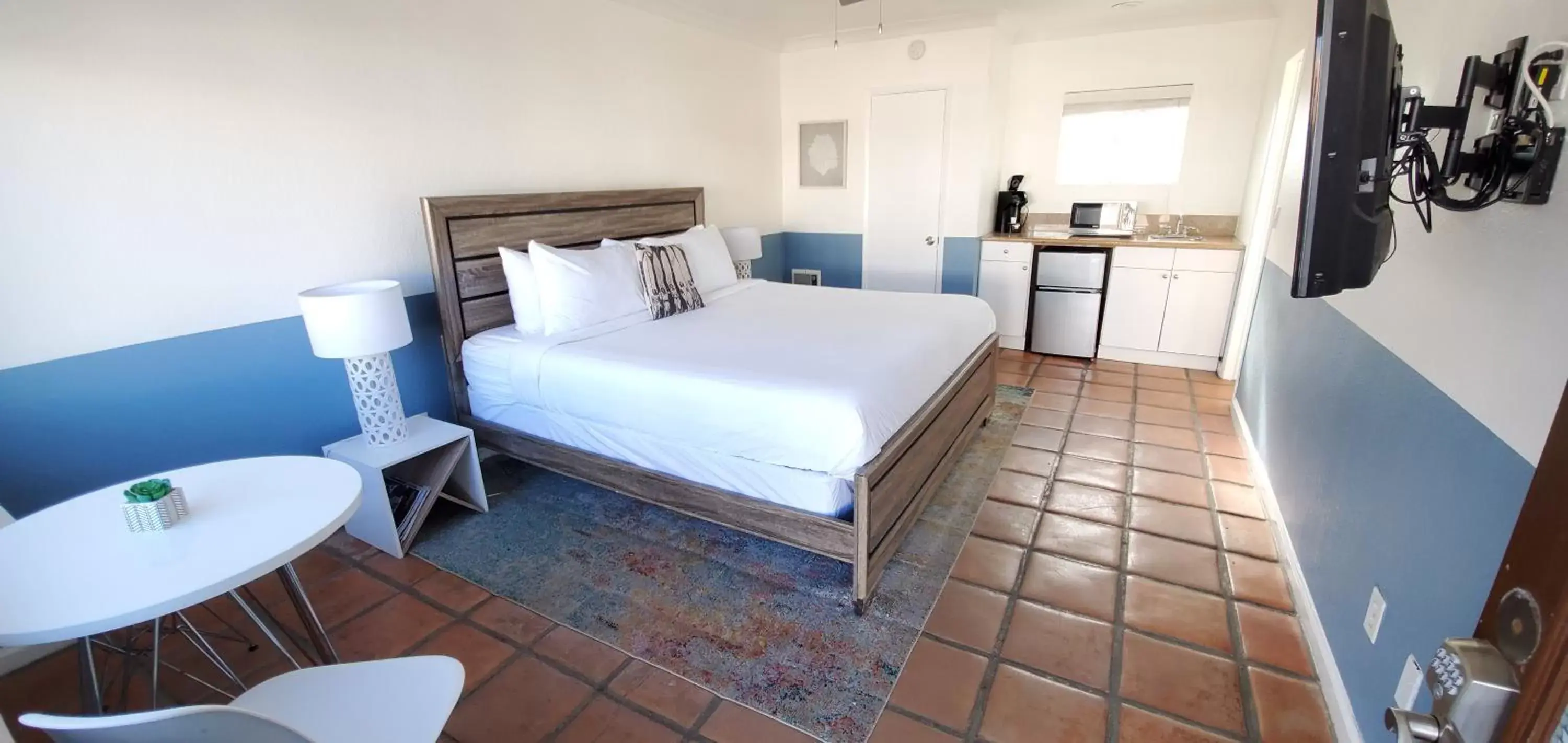 Standard King Room in Sand Castle Standard King Room in Sand Castle