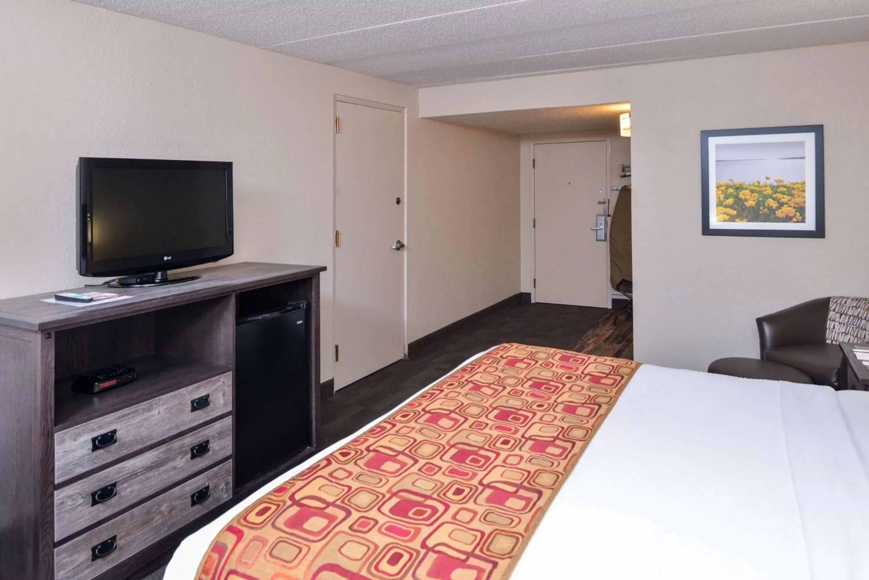 King Room with Pool View in Best Western Kelly Inn - Yankton King Room with Pool View in Best Western Kelly Inn - Yankton