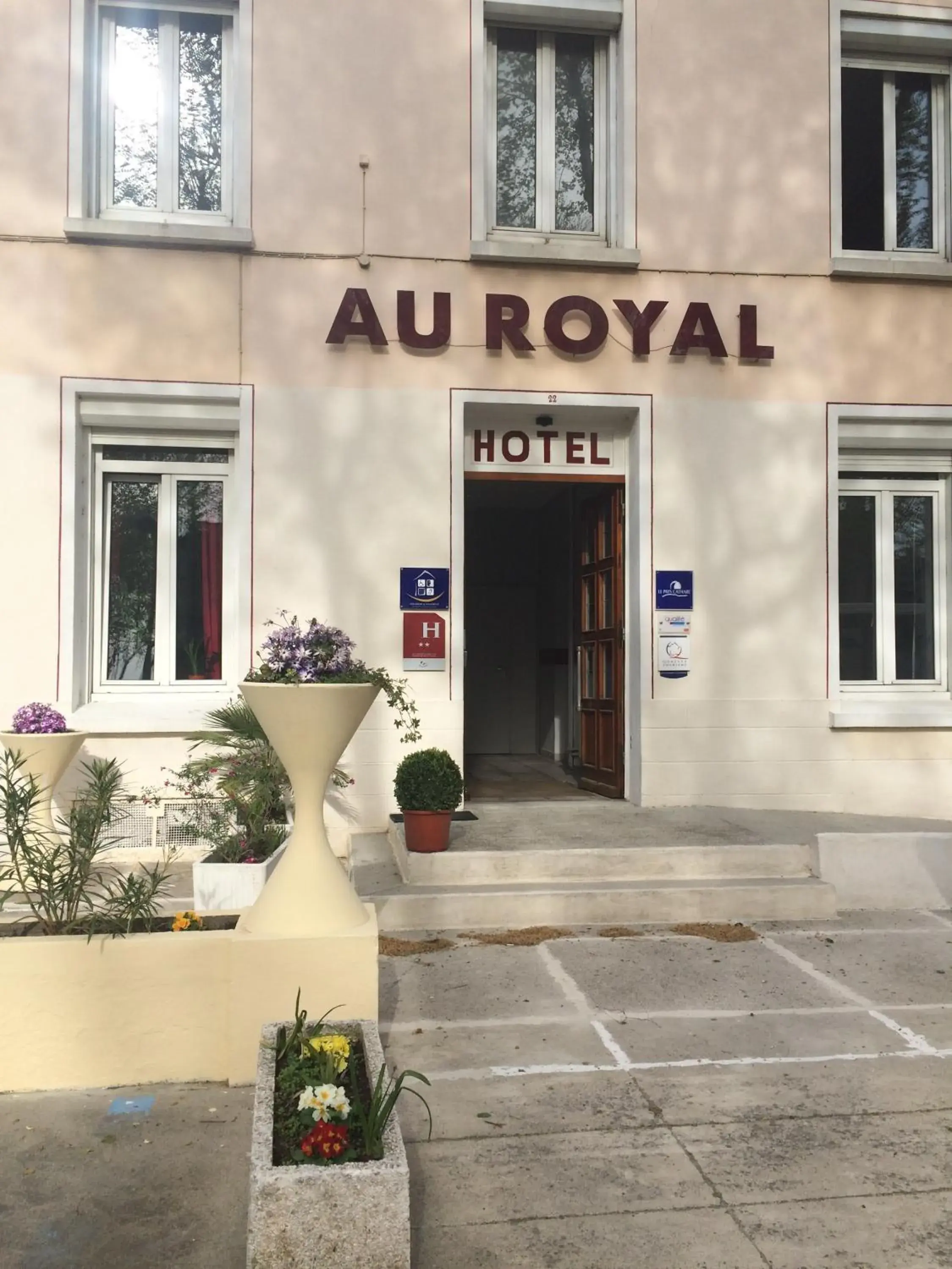 Au Royal Hotel Au Royal Hotel