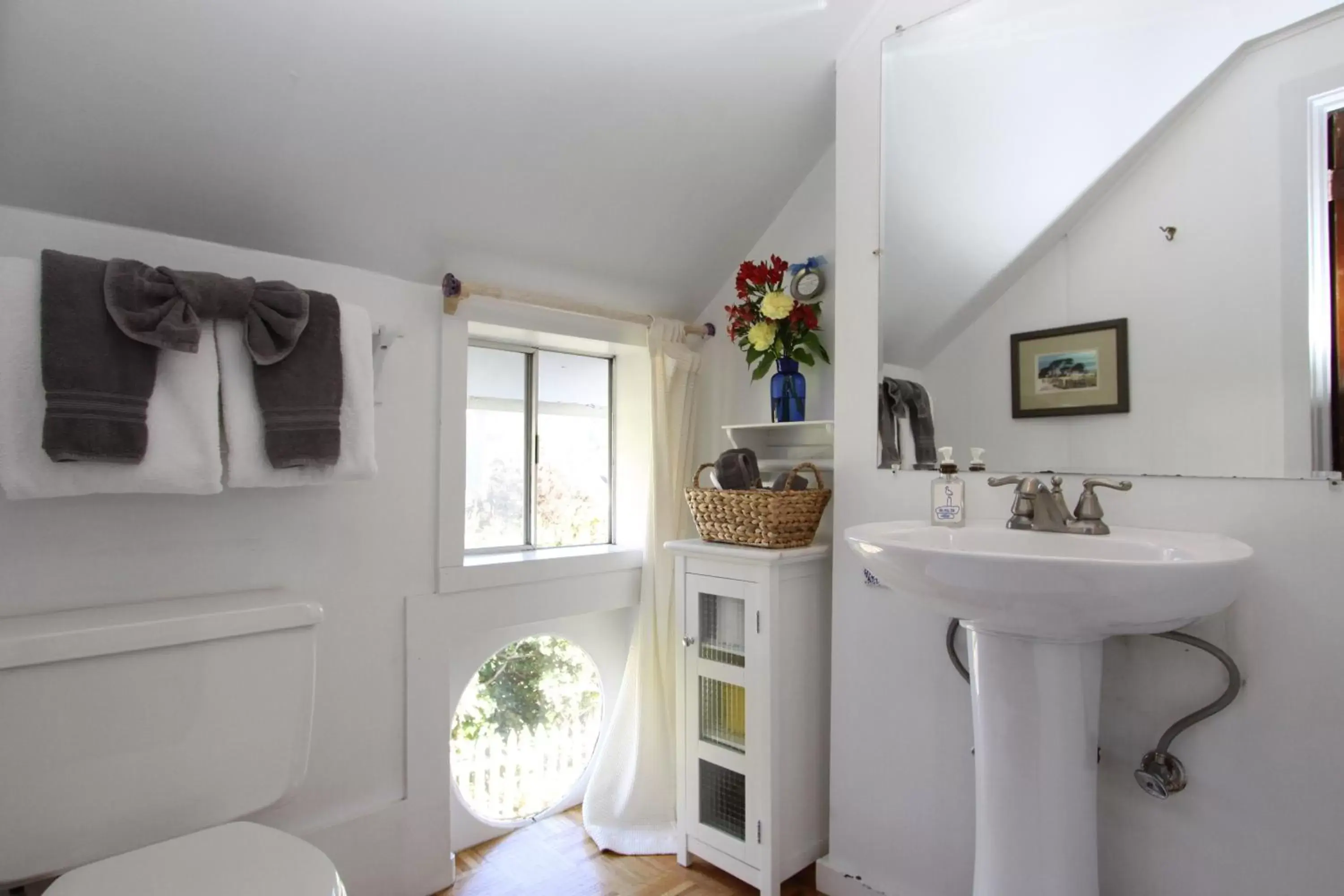 Double Room with Garden View in Seagull Inn Bed & Breakfast Double Room with Garden View in Seagull Inn Bed & Breakfast