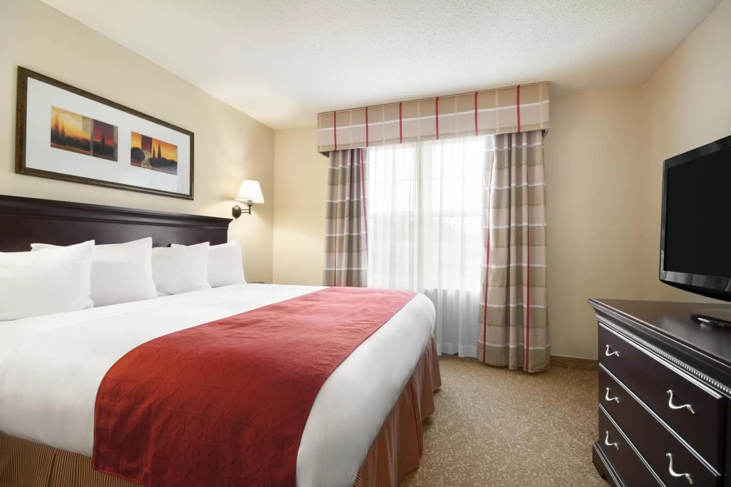 One-Bedroom King Suite - Disability Access/Non-Smoking in Country Inn & Suites by Radisson, Norcross, GA One-Bedroom King Suite - Disability Access/Non-Smoking in Country Inn & Suites by Radisson, Norcross, GA