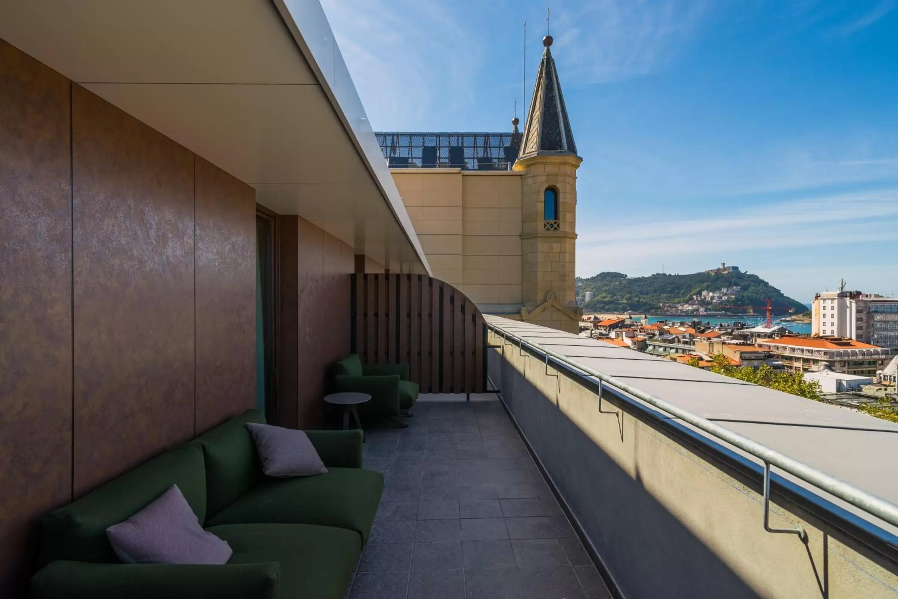 Junior Suite with Terrace and Sea View in Catalonia Donosti Junior Suite with Terrace and Sea View in Catalonia Donosti