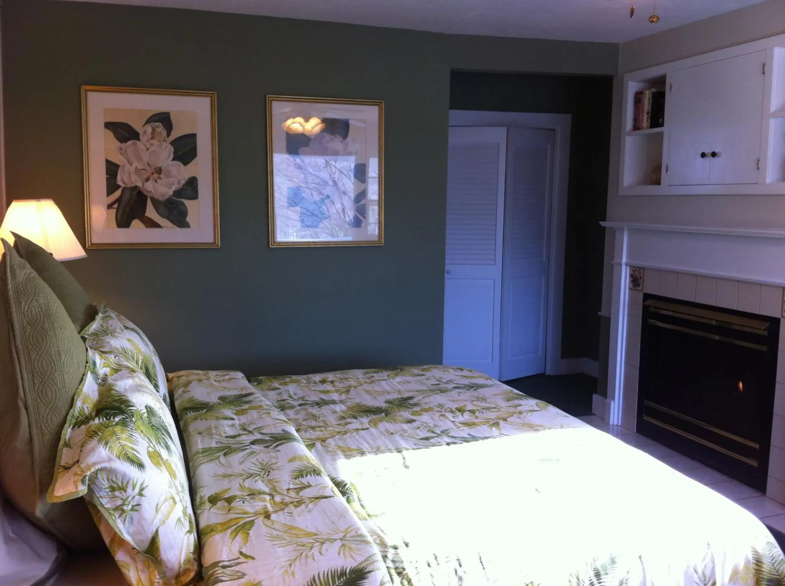 King Room with Mountain View in Deerhill Inn King Room with Mountain View in Deerhill Inn