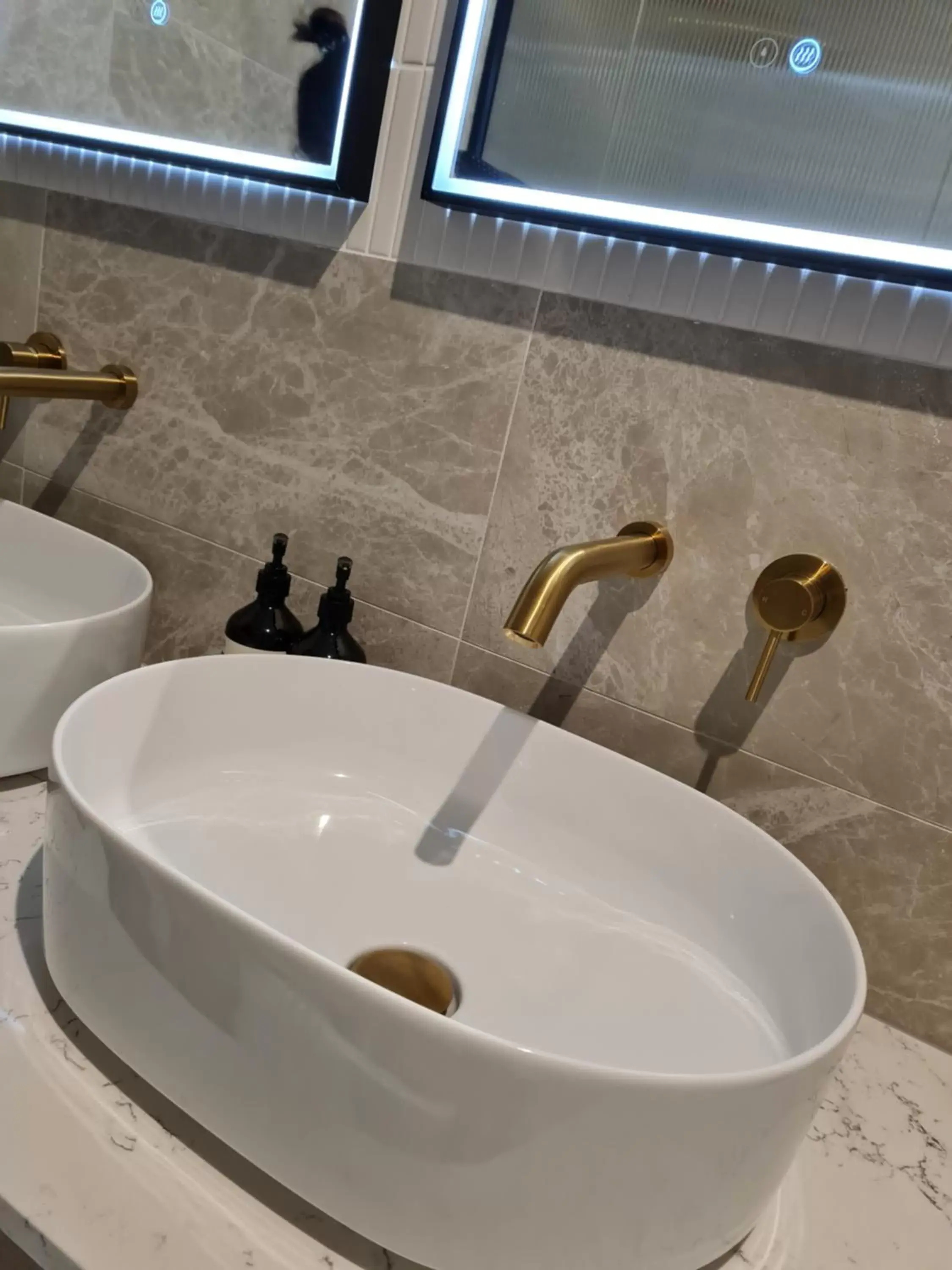 Small Double Room - Shoebox in Mount Gambier Hotel Small Double Room - Shoebox in Mount Gambier Hotel