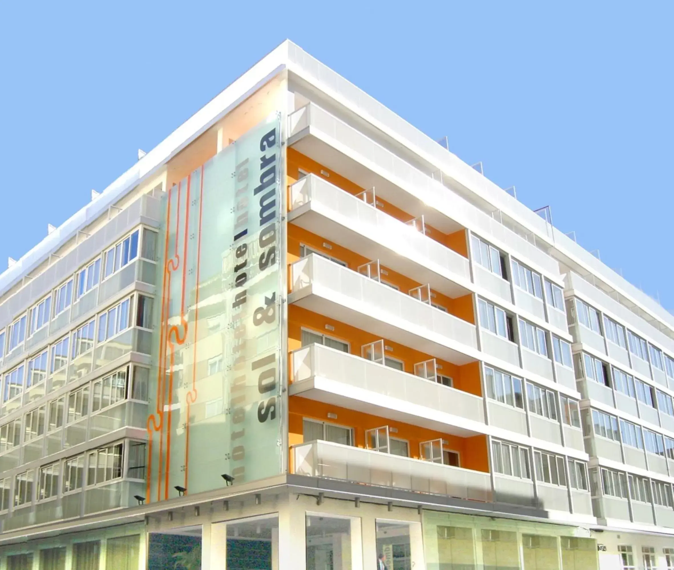 Sol y Sombra Sol y Sombra