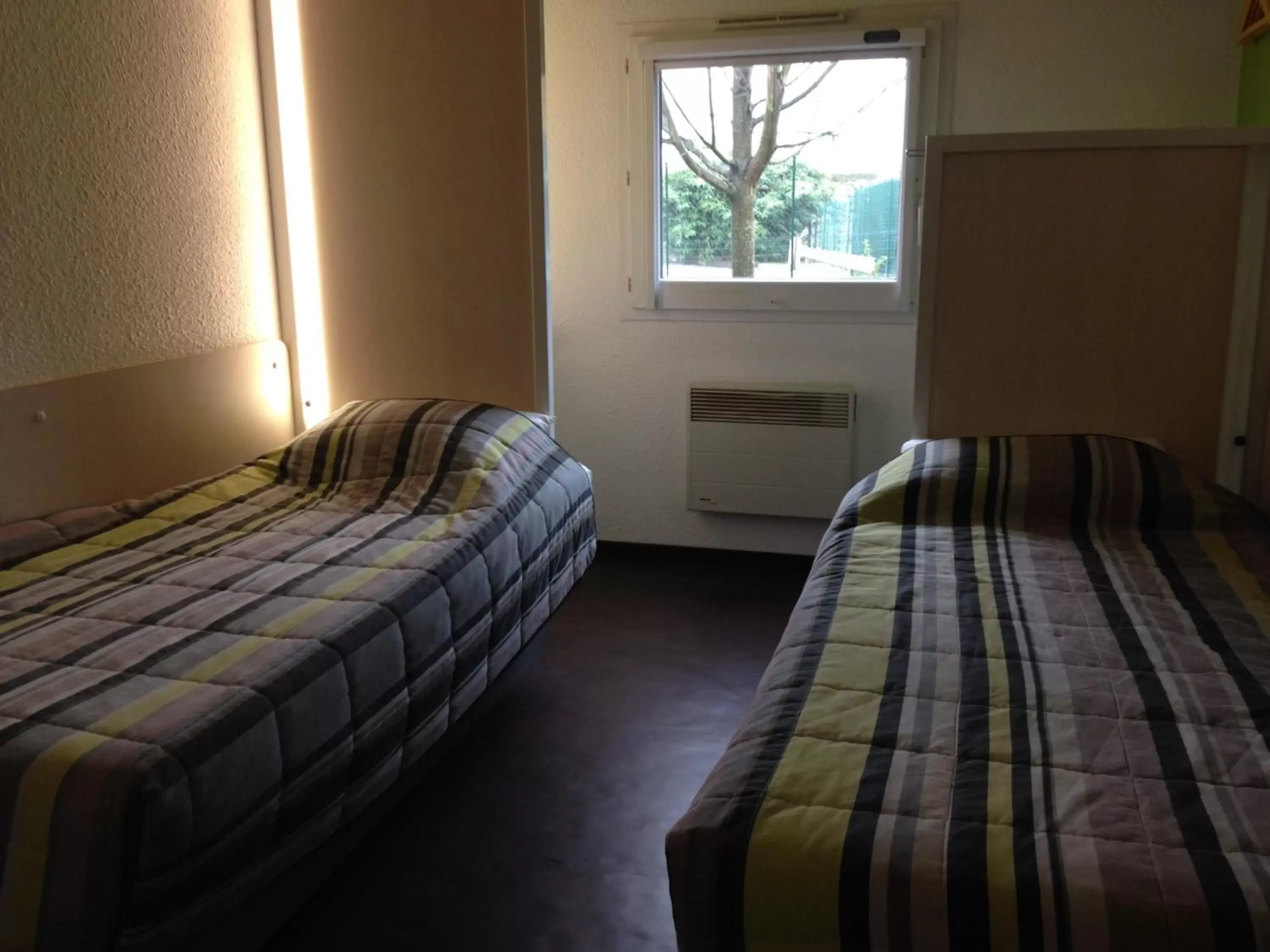 Twin Room - single occupancy in hotelF1 Saint Etienne Est La Grand Croix Twin Room - single occupancy in hotelF1 Saint Etienne Est La Grand Croix