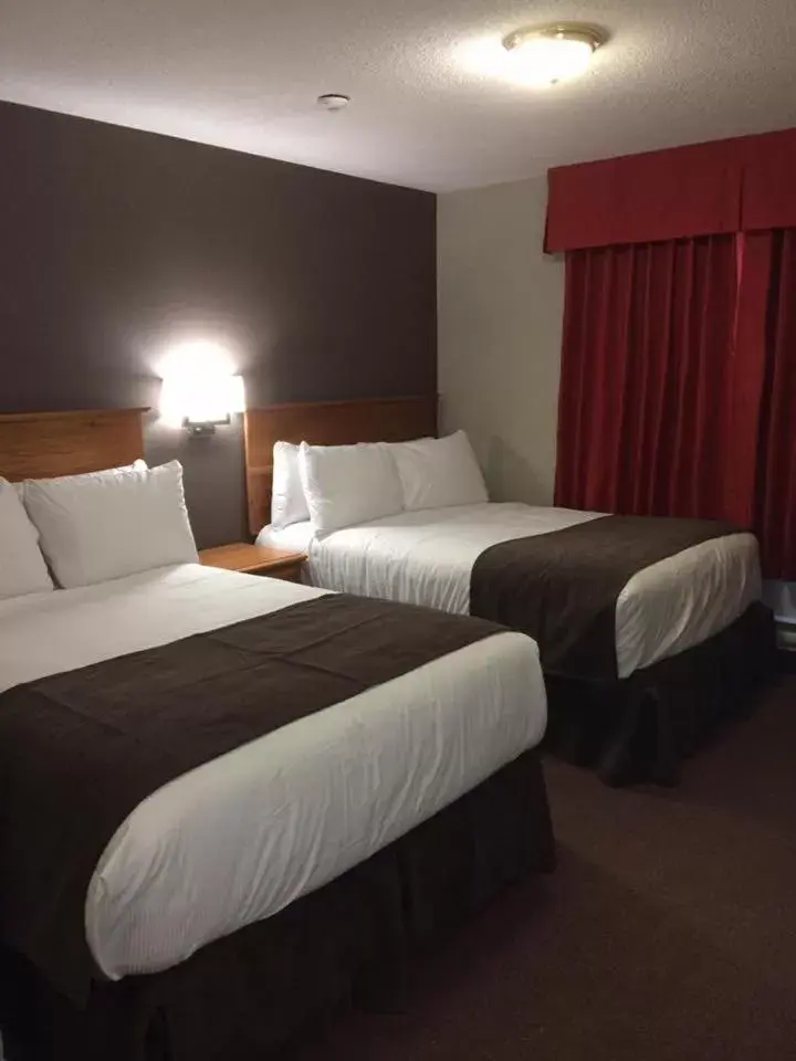 Queen Room in The Southern Port Hotel & Chalets Queen Room in The Southern Port Hotel & Chalets